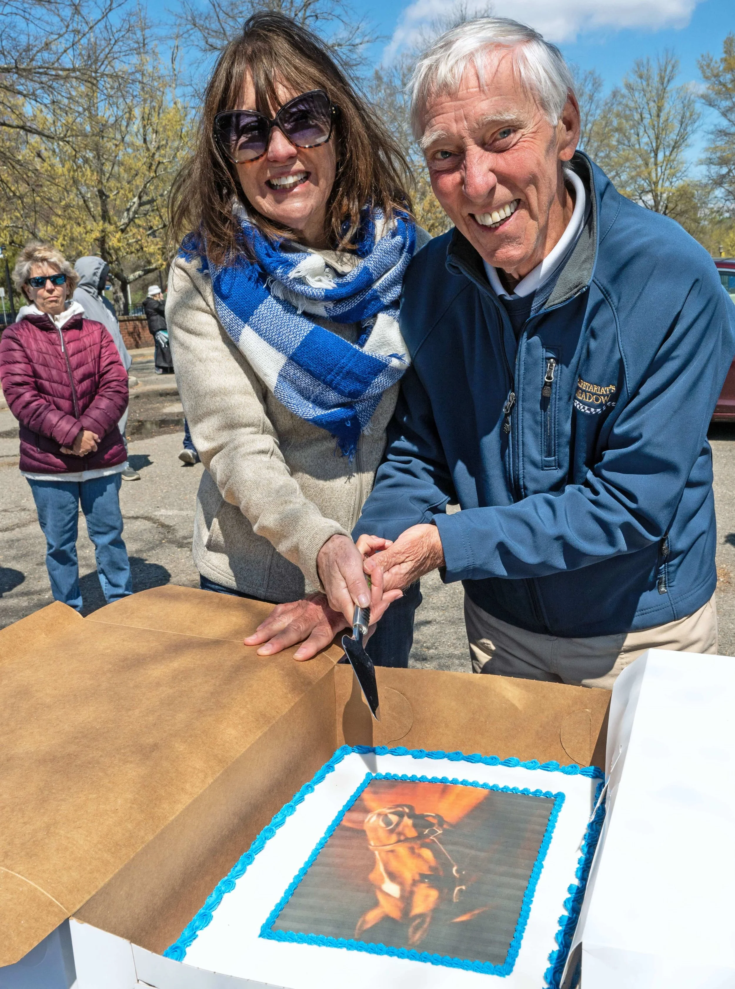 Wayne and Leeanne cake.jpeg
