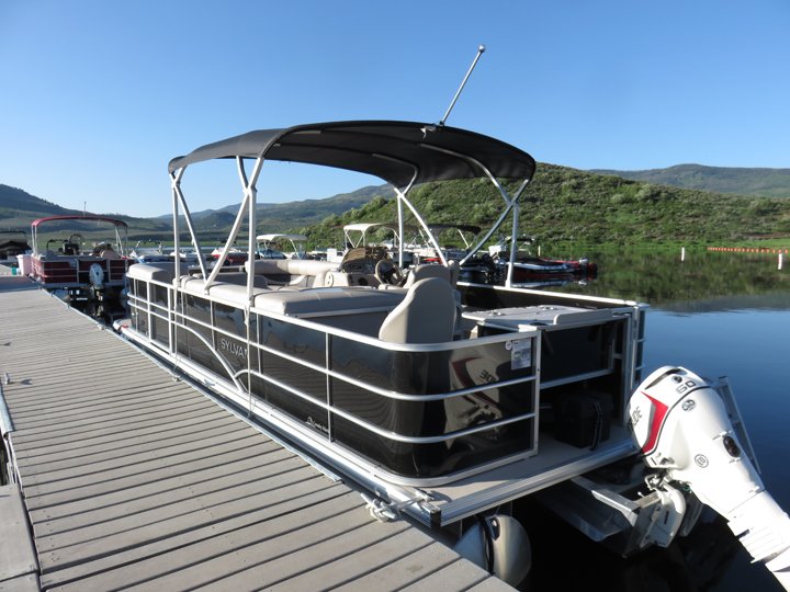 Pontoon2.jpg