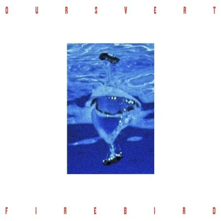 Une illustration d'une créature marine ressemblant à un monstre dans l'eau, sous un fond bleu, avec le texte 'Tourvert' en haut et 'Firebird' en bas.