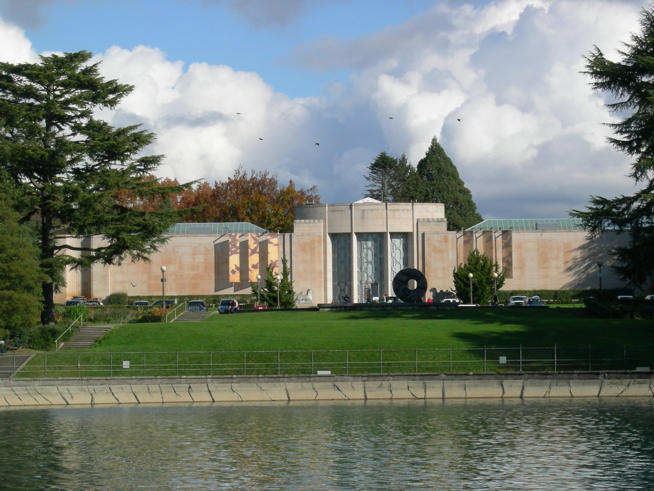 Seattle Asian Art Museum Facade.jpg