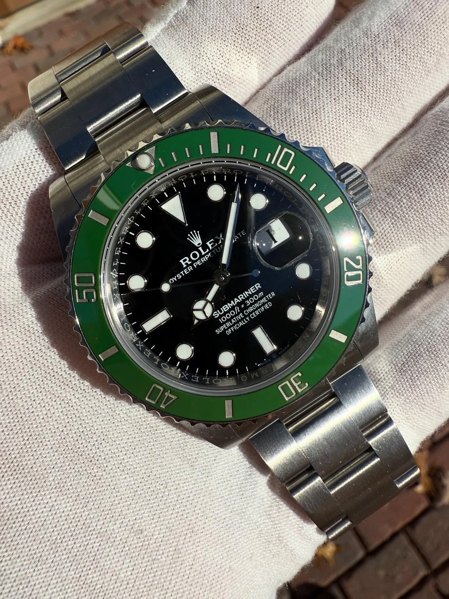 Rolex Submariner (Starbuck)
Ref: 126610lv
Year: 2020 or newer 
Includes: Watch only (naked)
Condition: Great see pictures
Price: $13,250 
Link count in picture

PM to purchase or comment Sold to mark it as yours!