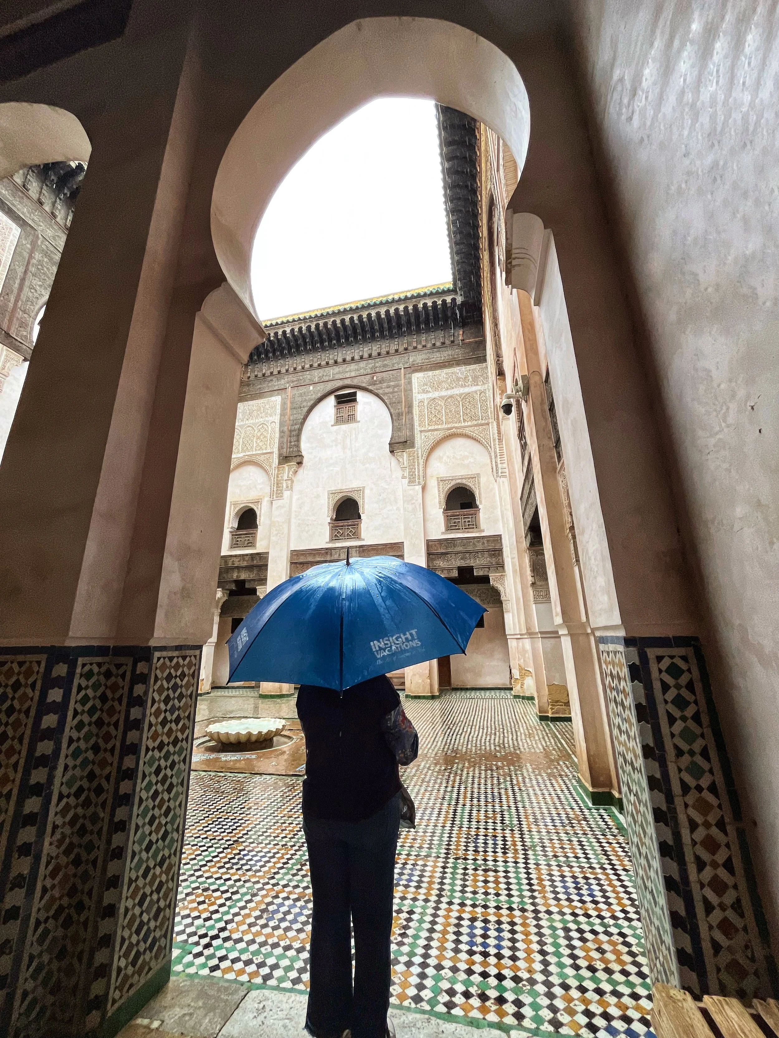 Guided Tour vs. Independent Travel: What You Actually Give Up (and Gain) Either Way