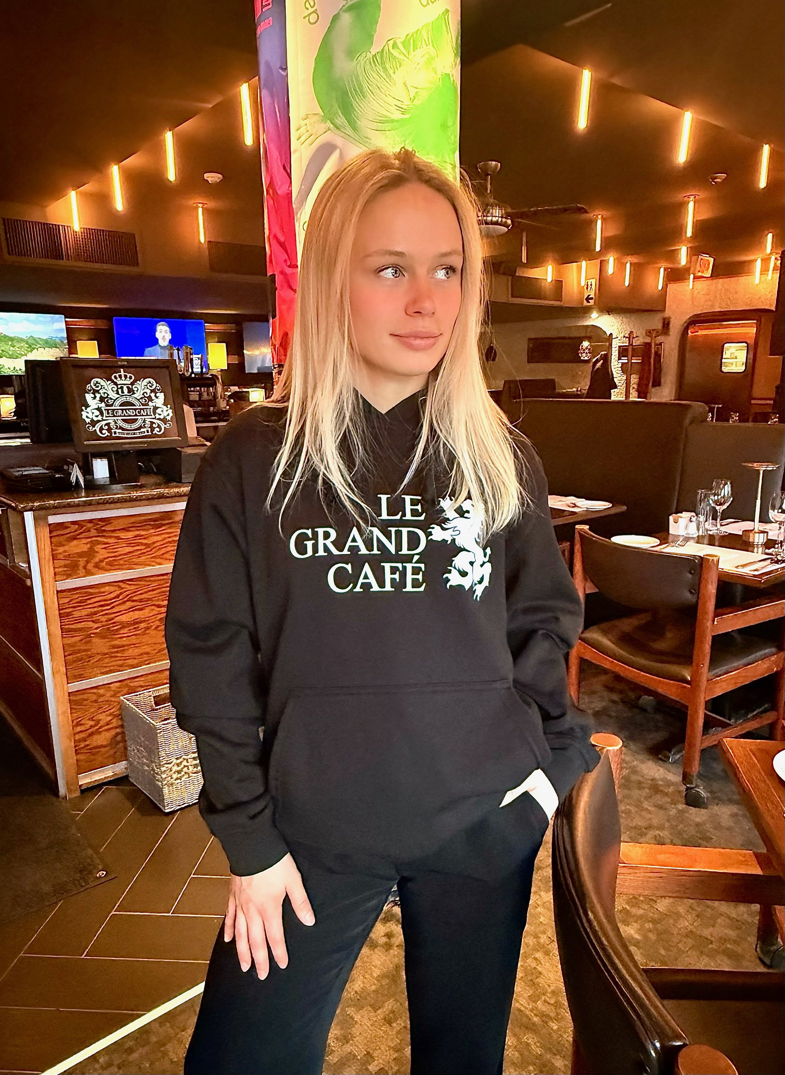 Hoodie premium – Le Grand Café