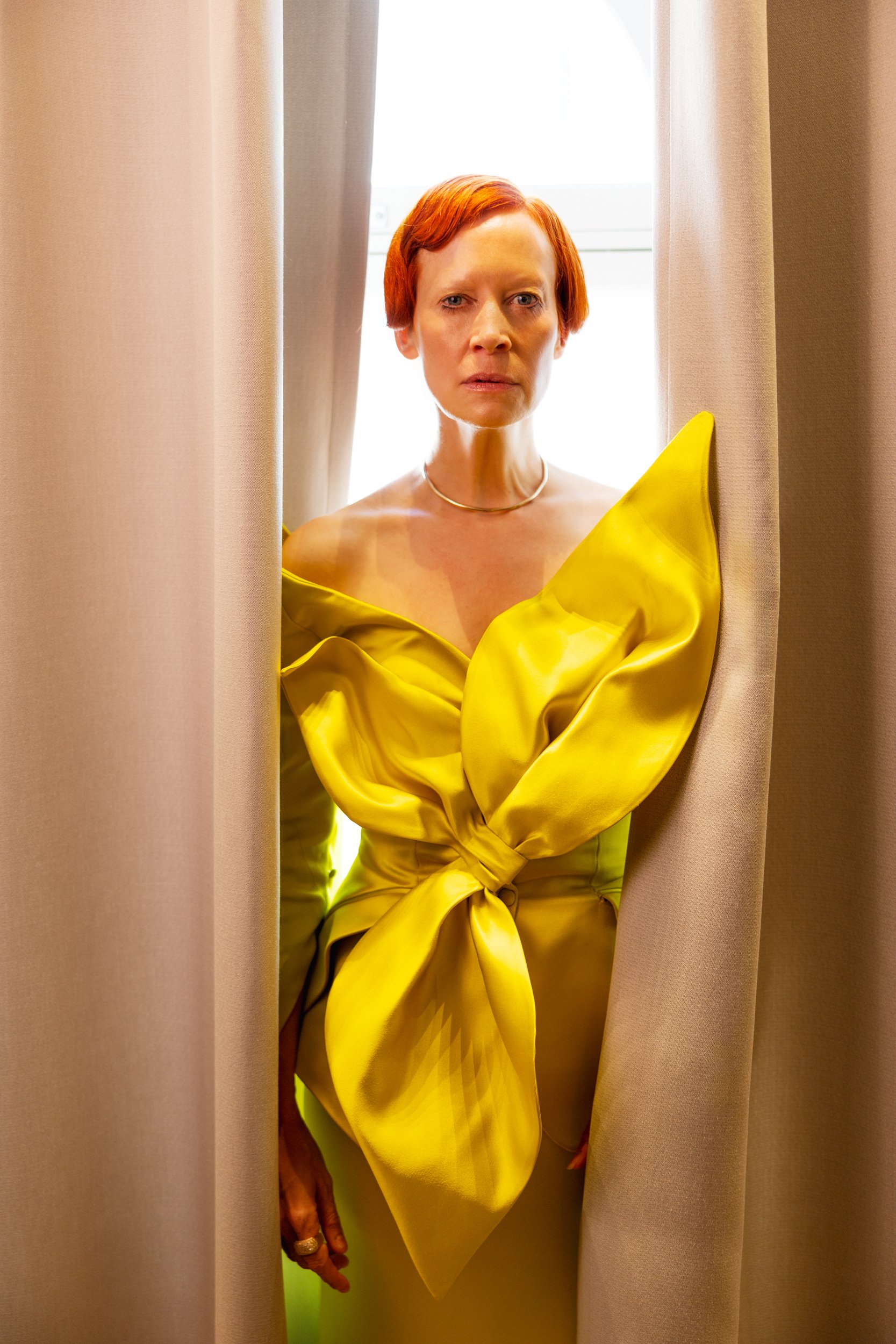 Yellow Gown: Mert Otsamo |
Ring: Atelier Torbjörn Tillander |
Gold choker: Stylist's Collection