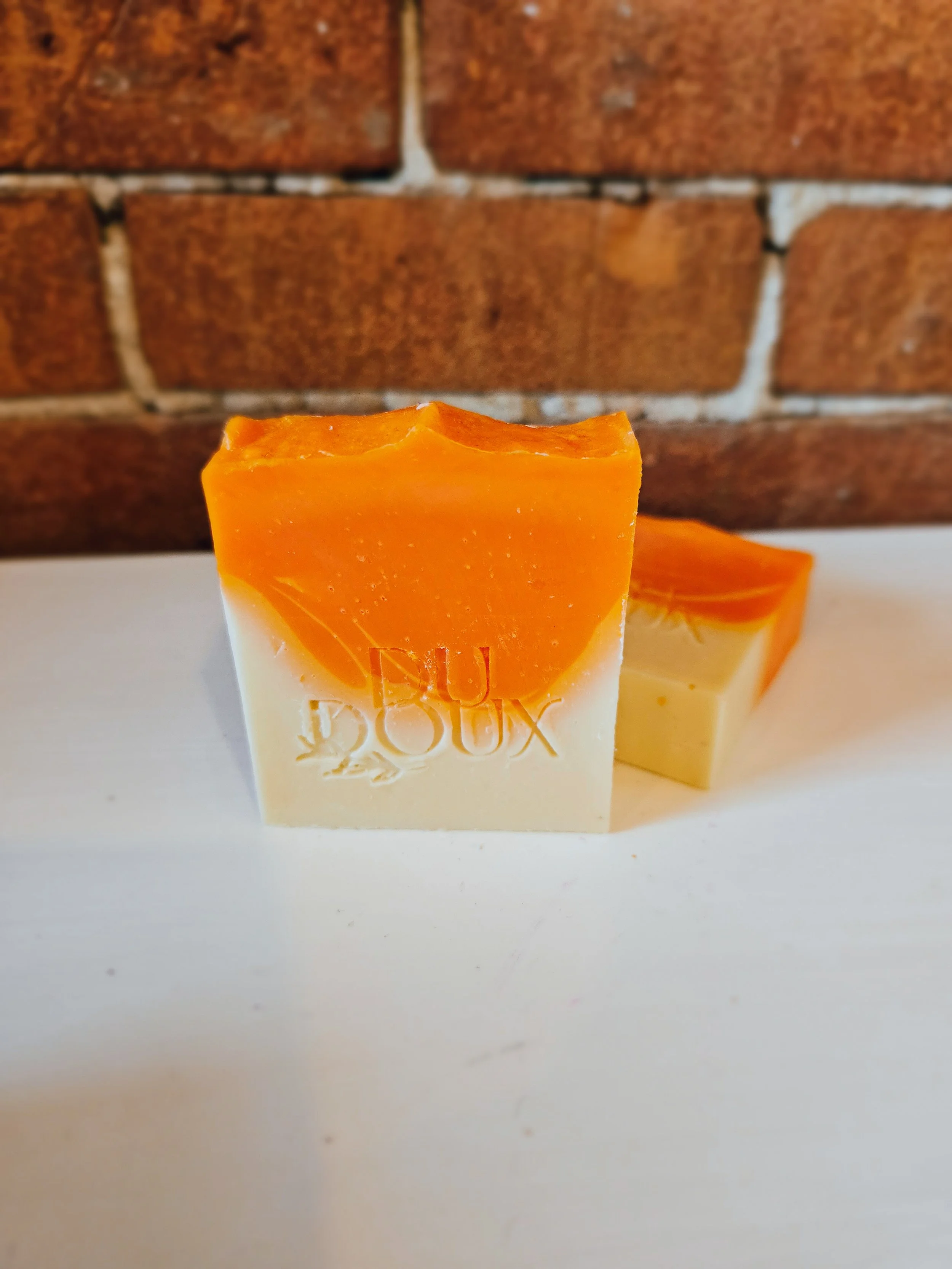 Savon doux artisanal Du Doux Bien-être Orange.jpg