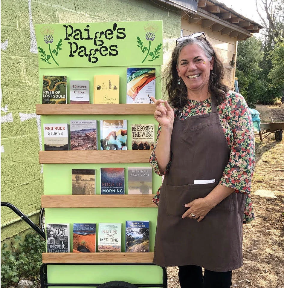 Paige's Pages // A Pop-up Book Cart in Kama