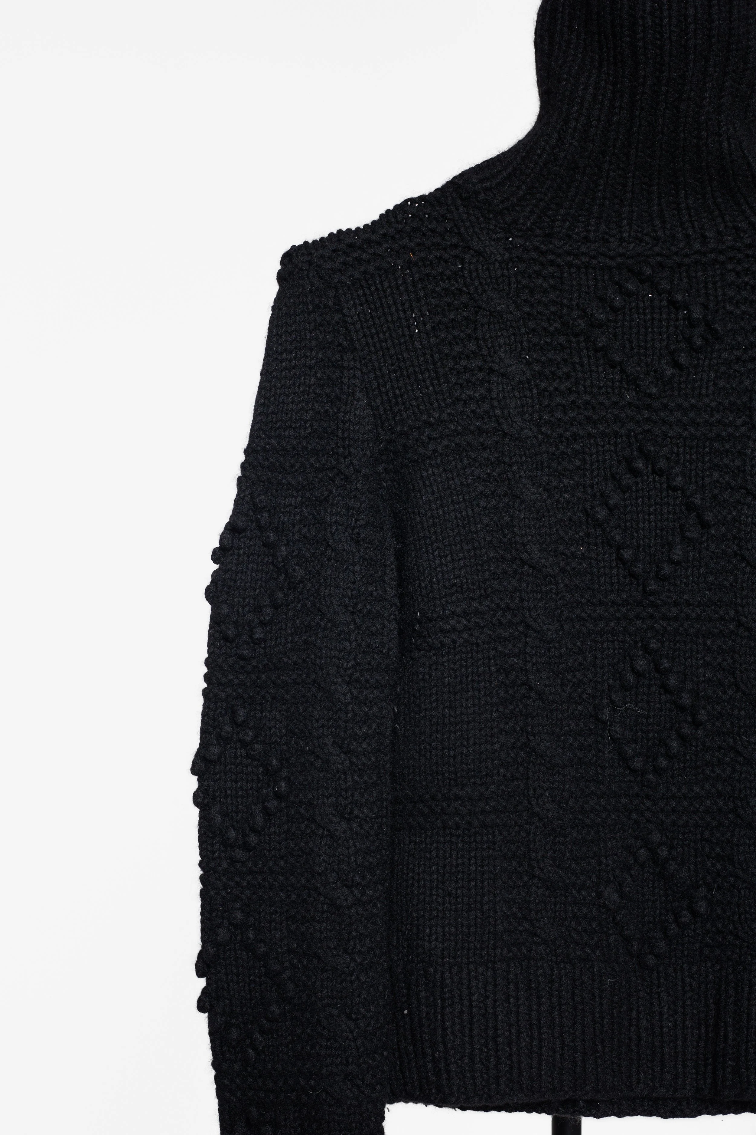 DROP 007 5.jpg