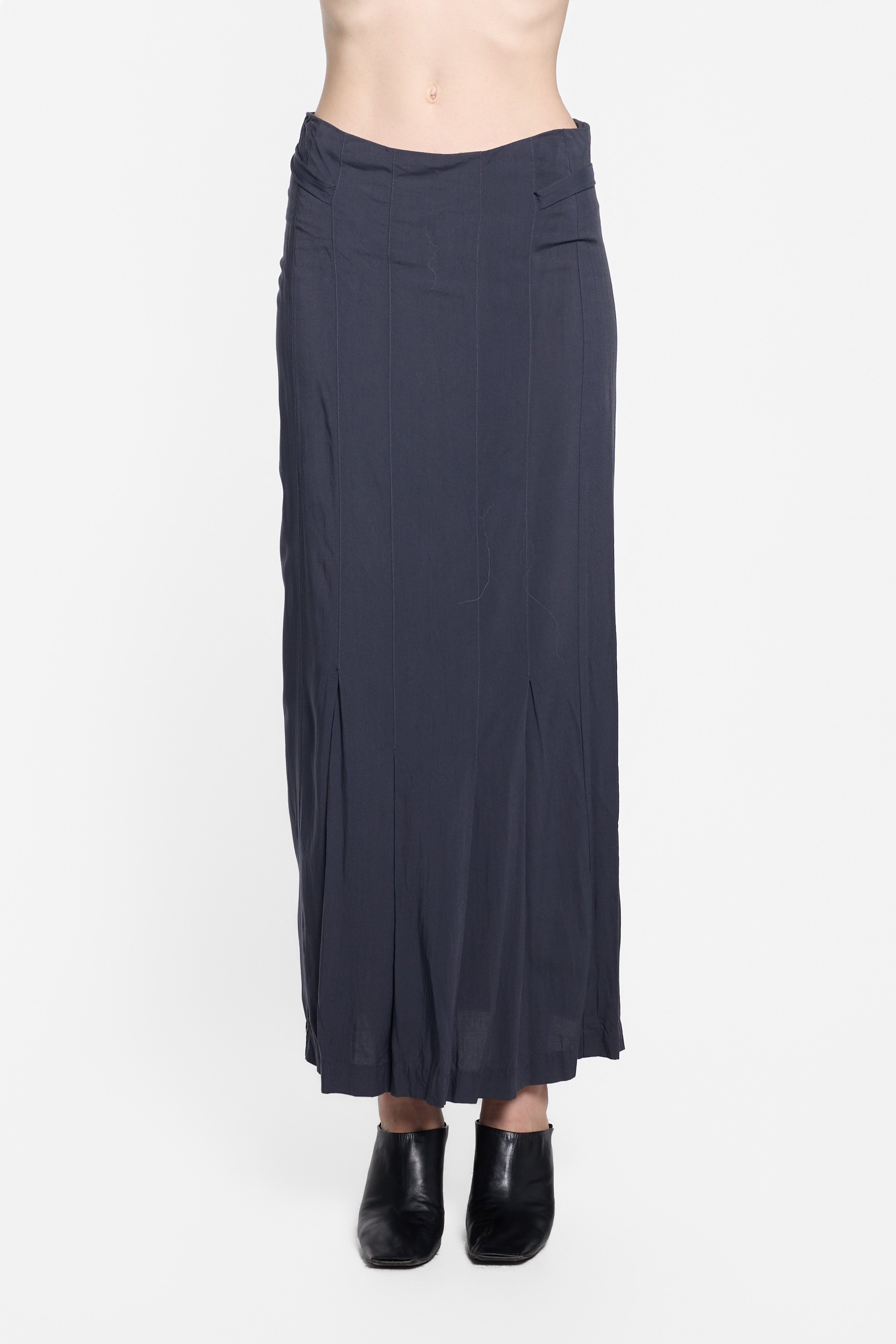 Front view of Comme des Garçons robe de chambre skirt