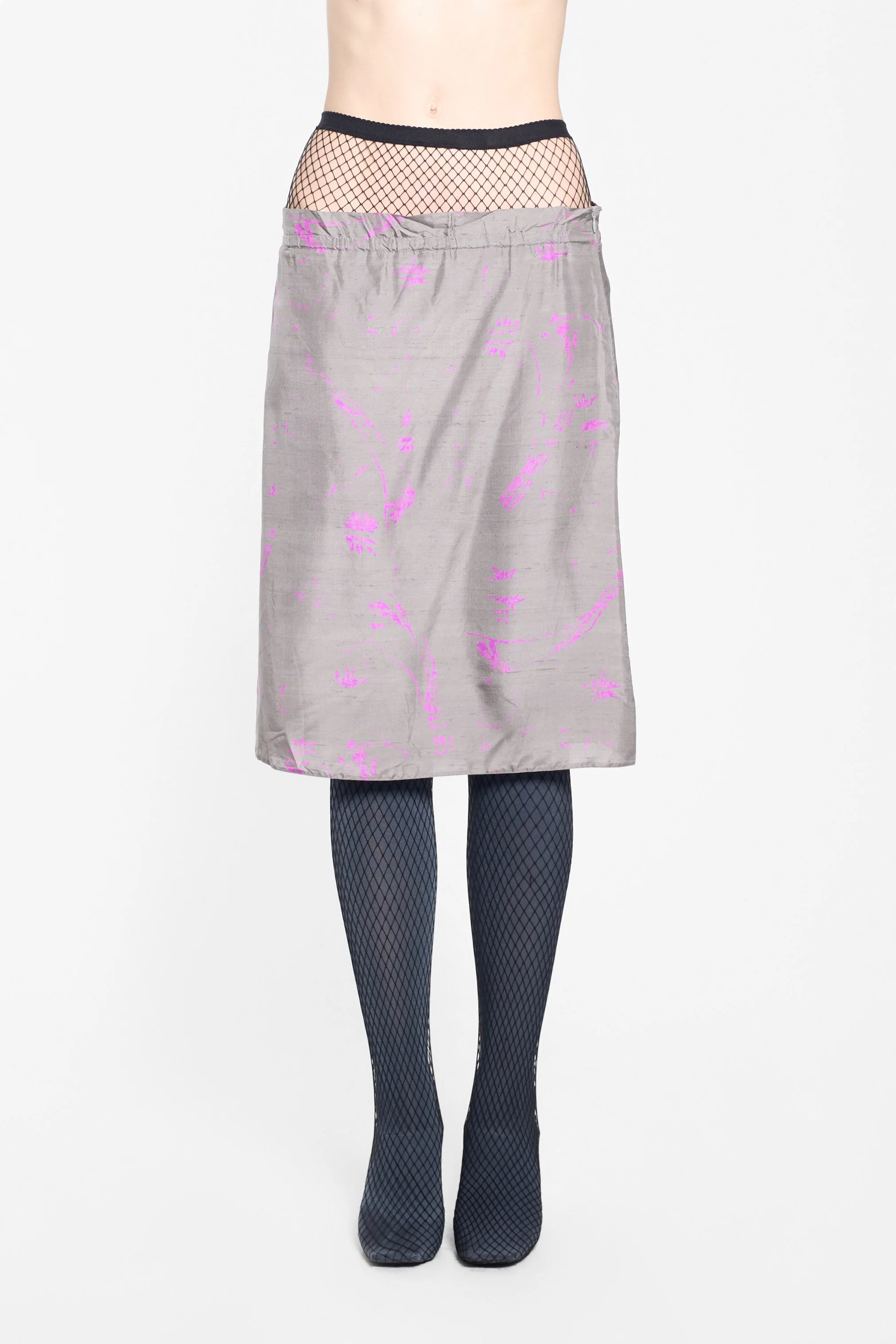 Back view of the Giorgio Armani Spring 2000 runway skirt