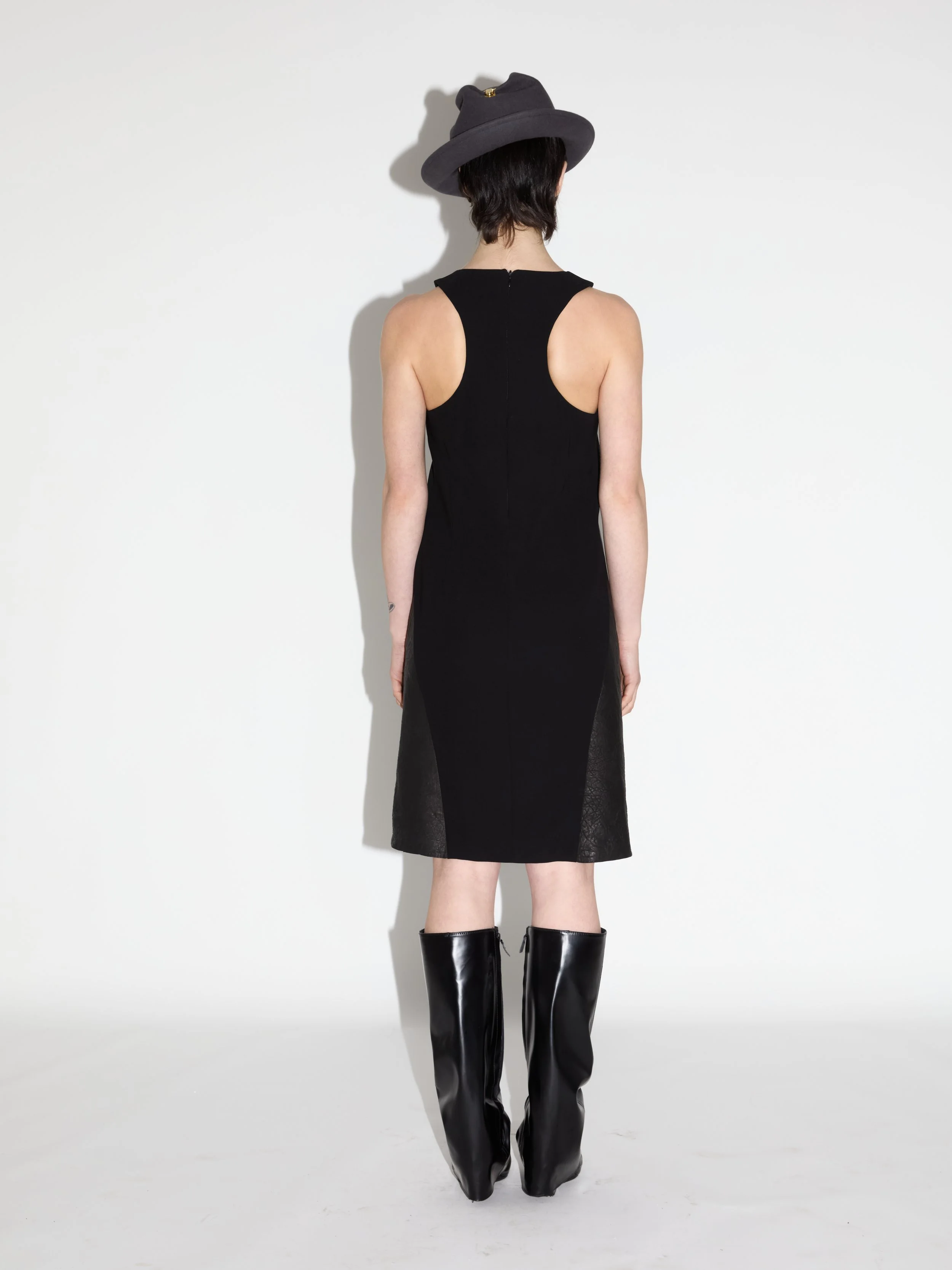 Thumbnail 32100bae-f5c9-4fcf-aa03-c0ac099b6298