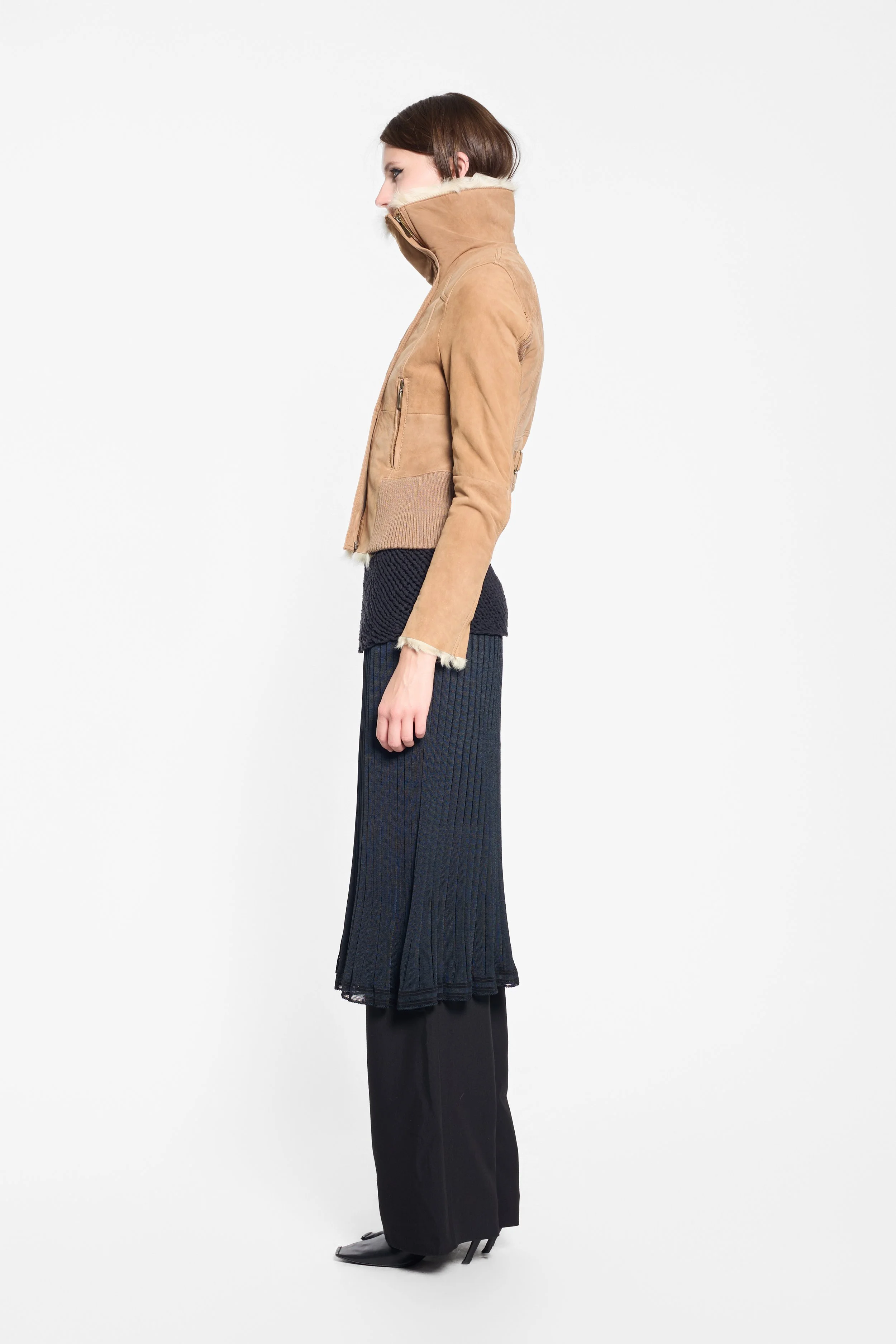 Side view of Chelseagarb cropped suede shearling jacket