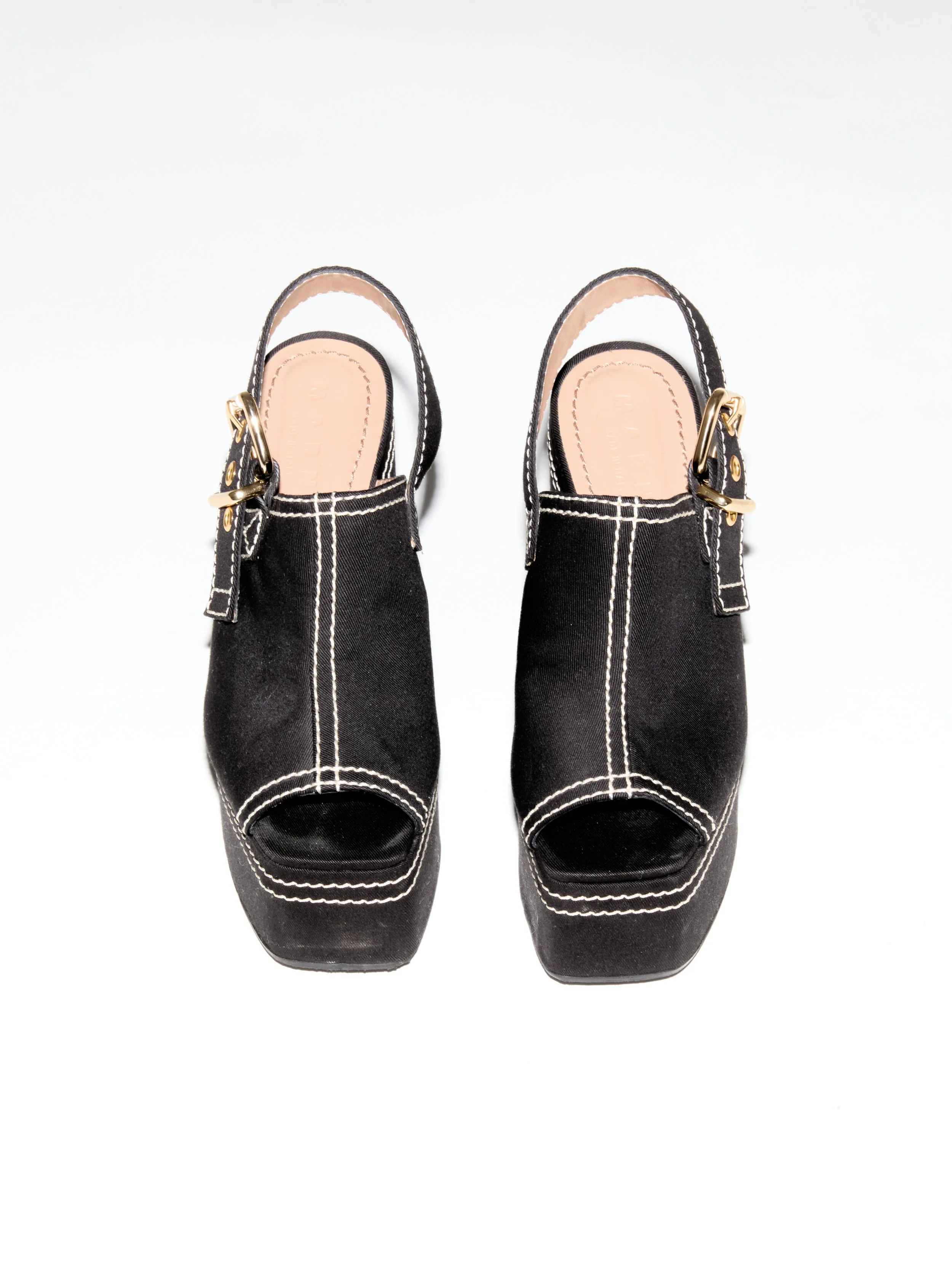 Thumbnail 6cc8aaef-1e81-40f1-813d-0df077645564