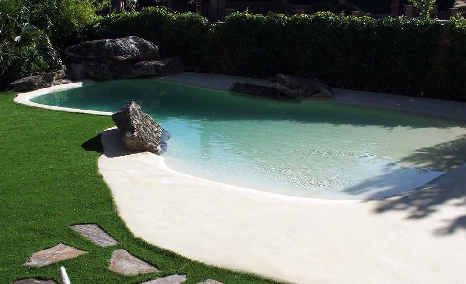 walk-in-pool-01.jpg