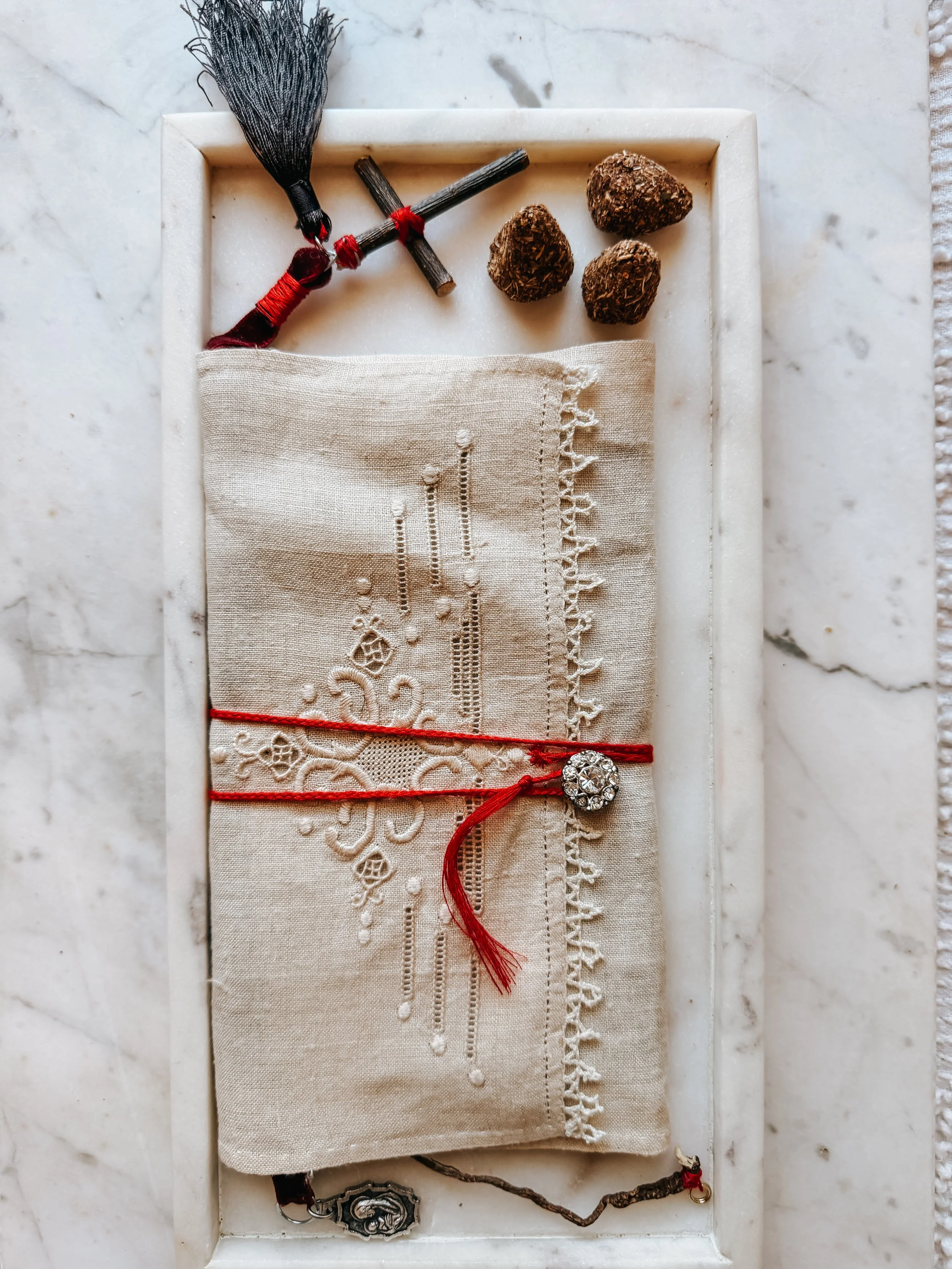 Psalmbook Divination Kit - Linen