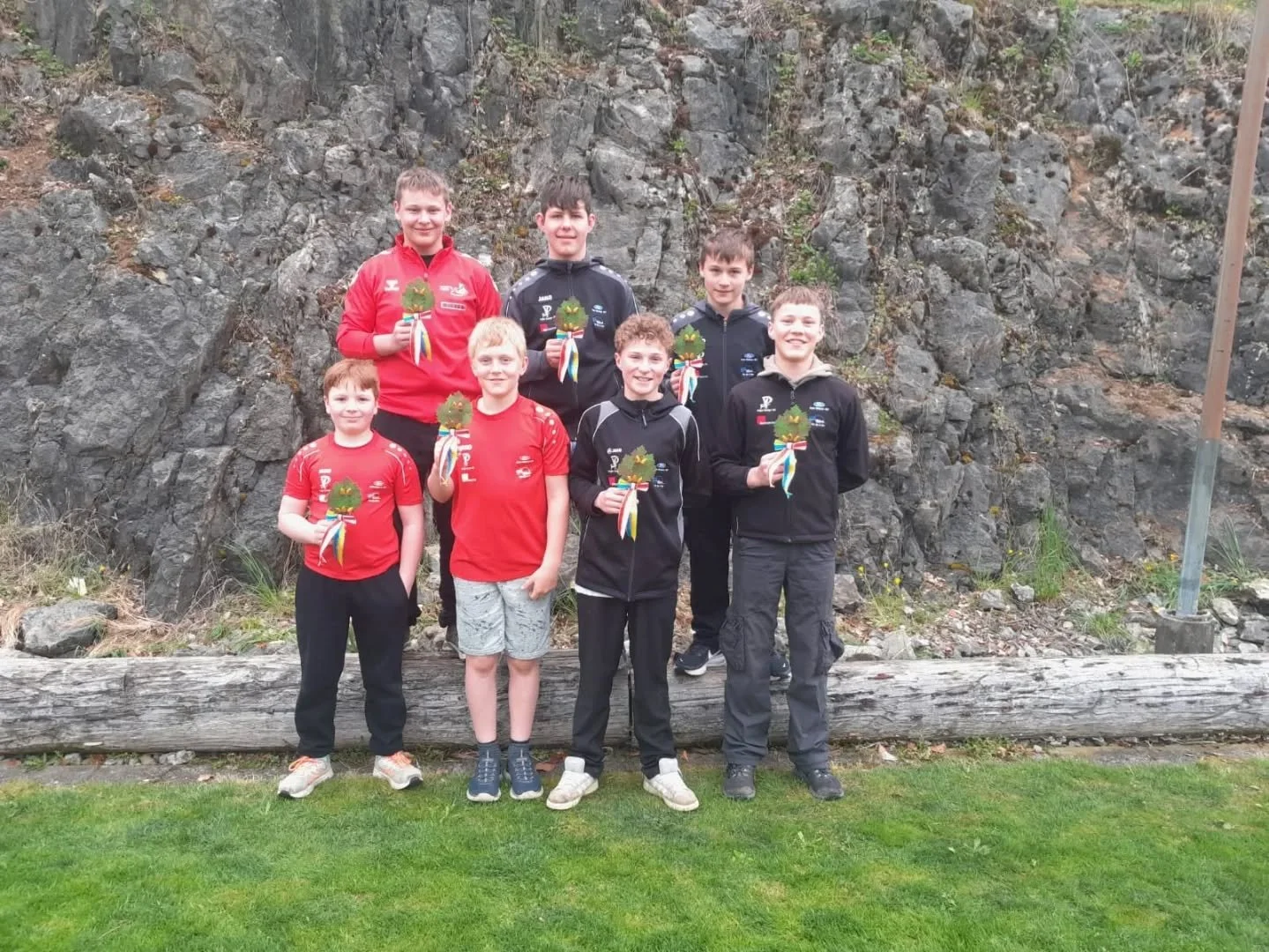 Nachdem die Jungschwinger letzten Samstag in Kriens bereits im Einsatz standen und dabei 7 Auszeichnungen gewinnen konnten, griffen sie heute in Wolhusen erneut an. Auch diesmal mit Erfolg: Weitere 6 Auszeichnungen kommen dazu!

Bravo Jungs &ndash; w