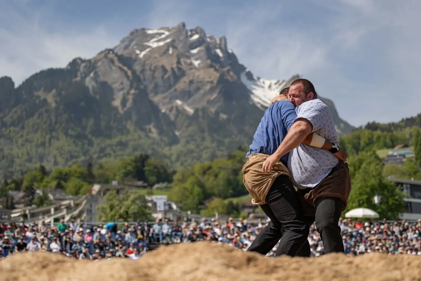 Die Kranzfestsaison ist lanciert 💪🌿

Am Ob- und Nidwaldner Kantonalschwingfest konnten gleich vier Rottaler &uuml;berzeugen:
Sven Schurtenberger, Jonas Amrhyn, Jonas Fuchs und Samuel Schwyzer kehrten alle mit Kranz nach Hause zur&uuml;ck 👏

Besond