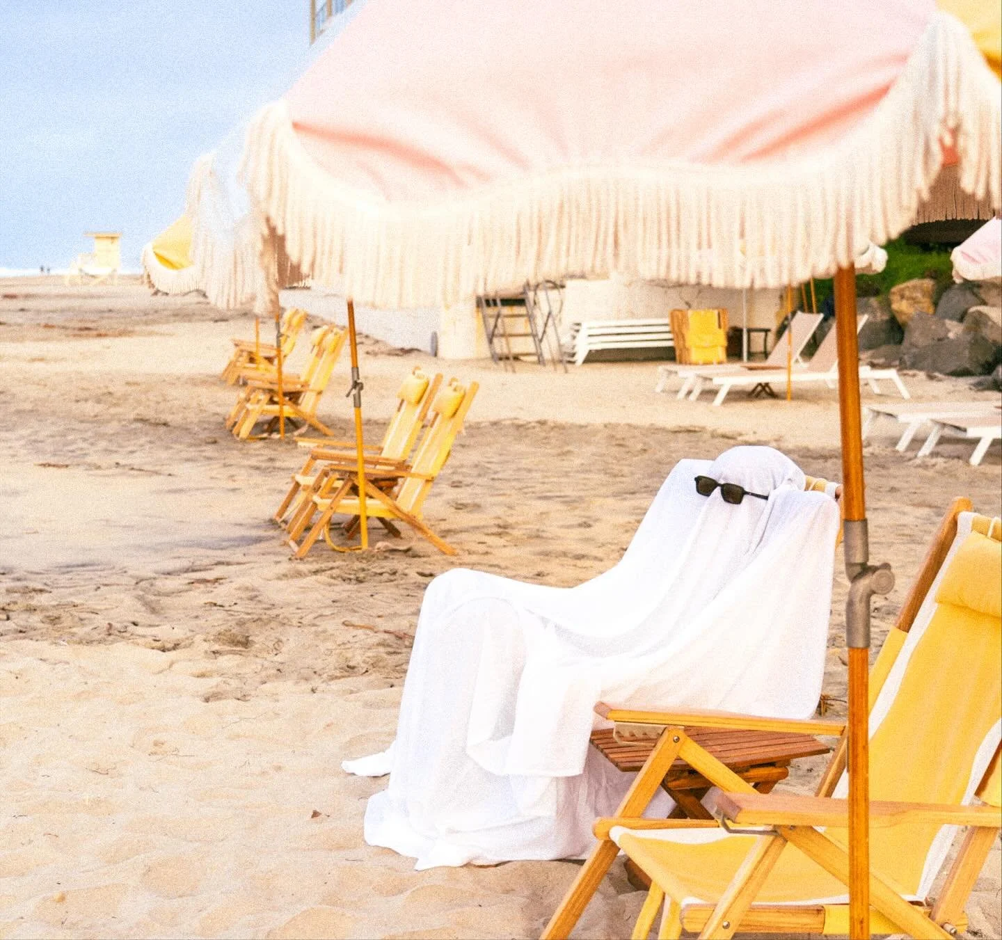 Woke up and the bed was all sandy. Who do we talk to about getting some fresh sheets? #ghost