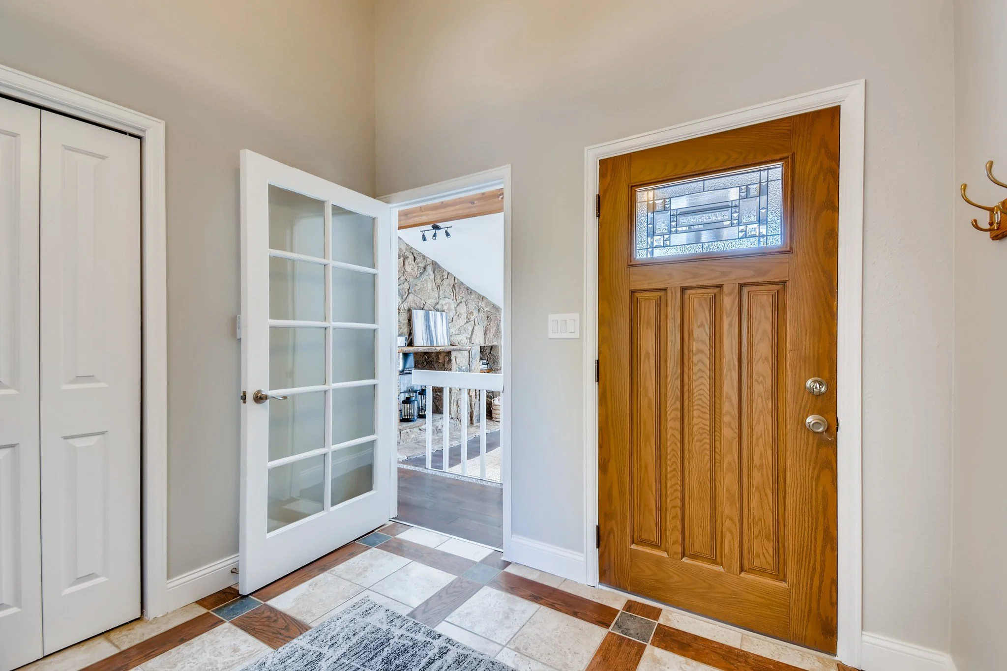 27732 Squaw Pass Rd Evergreen CO - MLS Sized - 004 - 04 Foyer.jpg