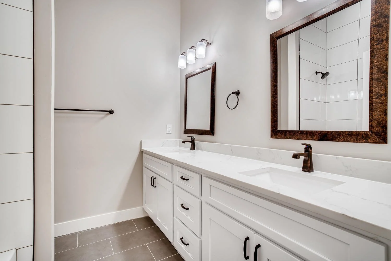 2660 Ash Street Denver Co-large-030-042-Lower Level Bathroom-1499x1000-72dpi.jpg