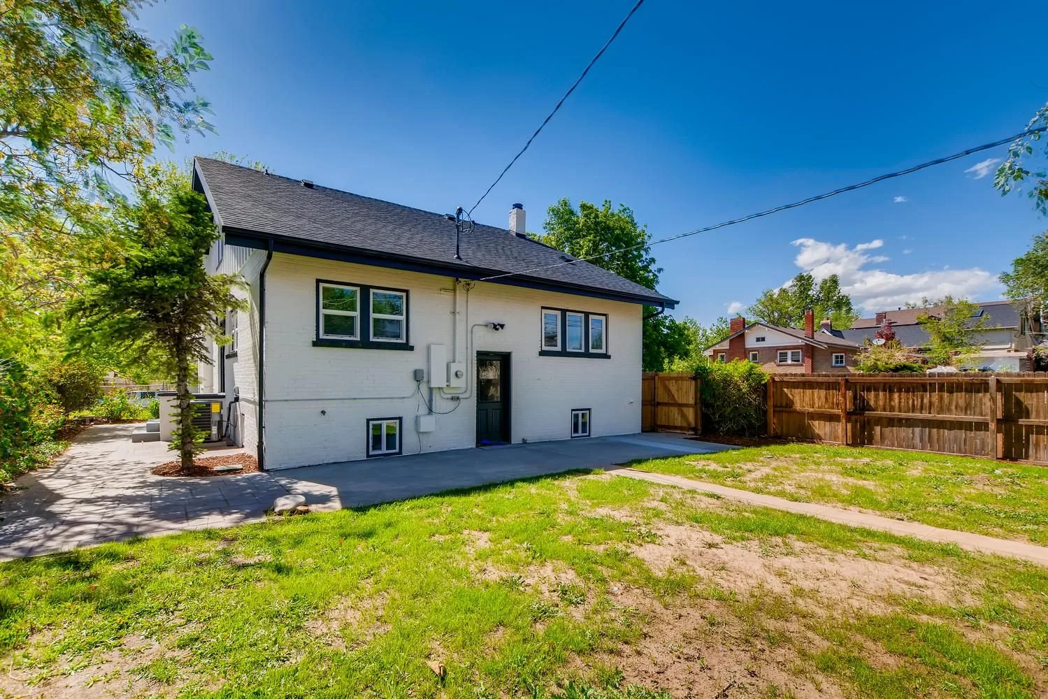 2000-s-ogden-st-denver-bungalow-renovation-02.jpg