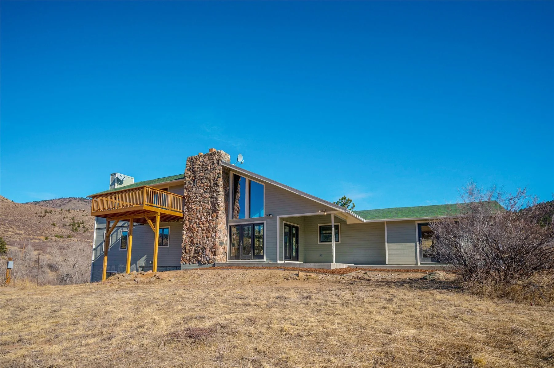38-Rear of Home.jpg