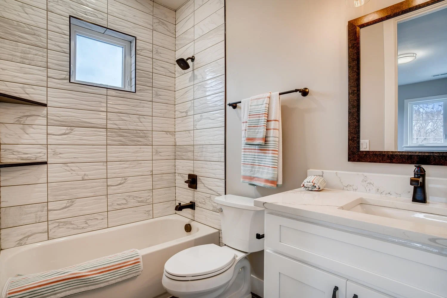 2660 Ash Street Denver Co-large-024-034-2nd Floor Bathroom-1499x1000-72dpi.jpg