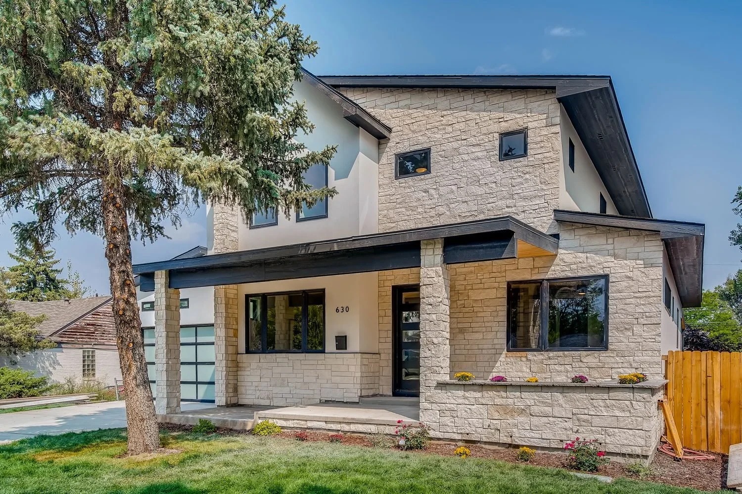pontiac-st-montclair-denver-spec-home-02.jpg