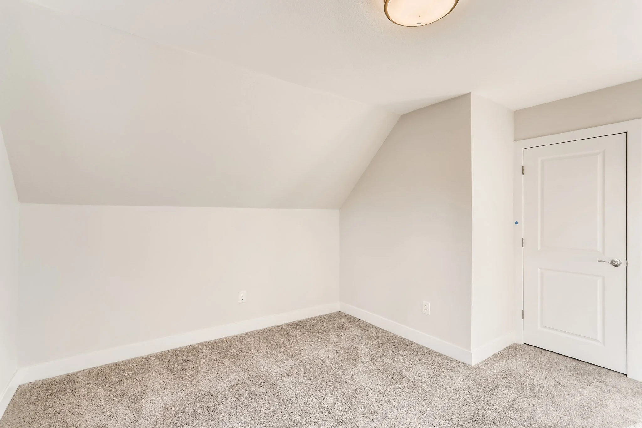 34 2nd Floor Bedroom.jpg