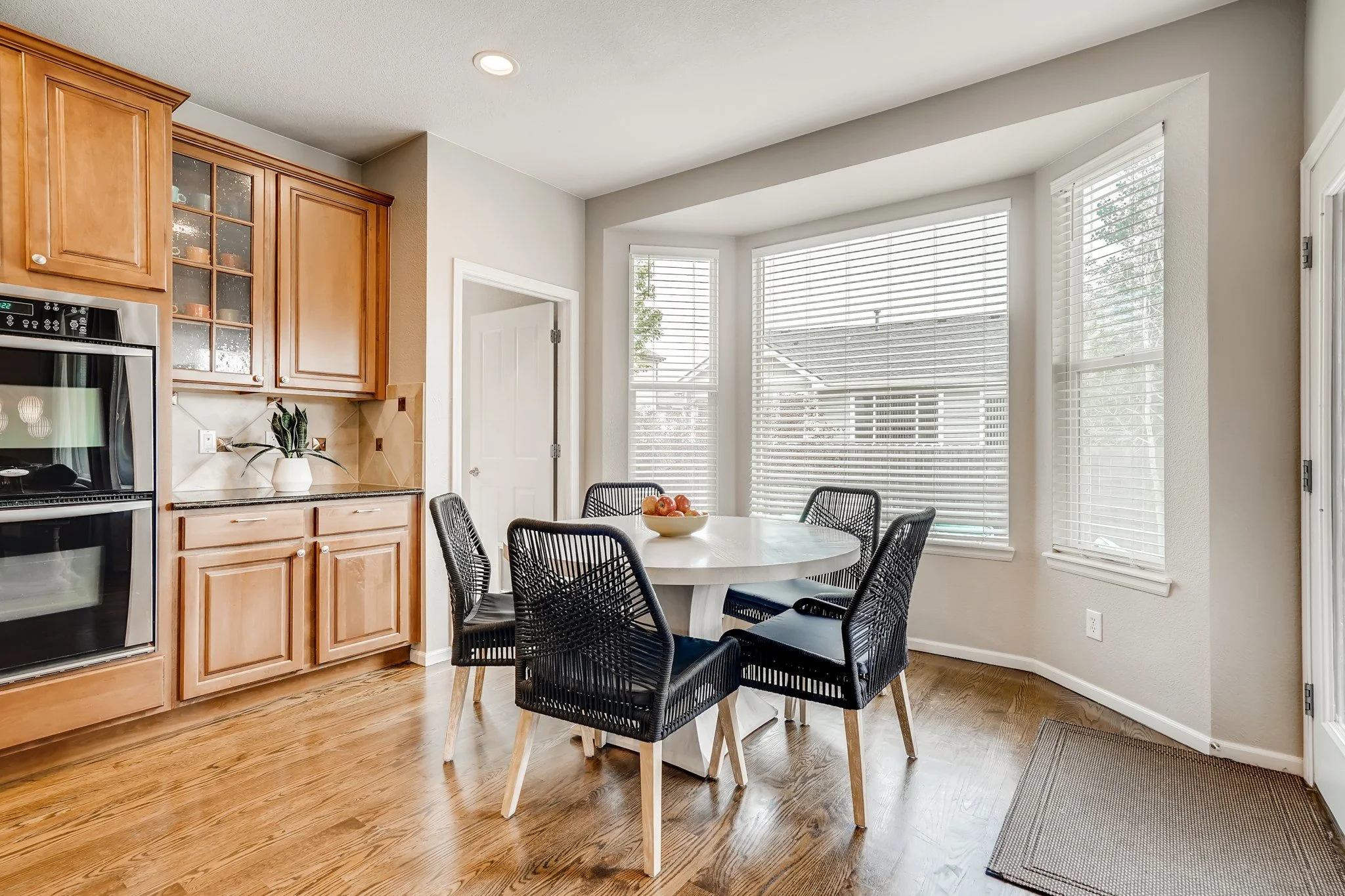 7752 E 131st Place Thornton CO - MLS Sized - 011 - 12 Breakfast Area.jpg
