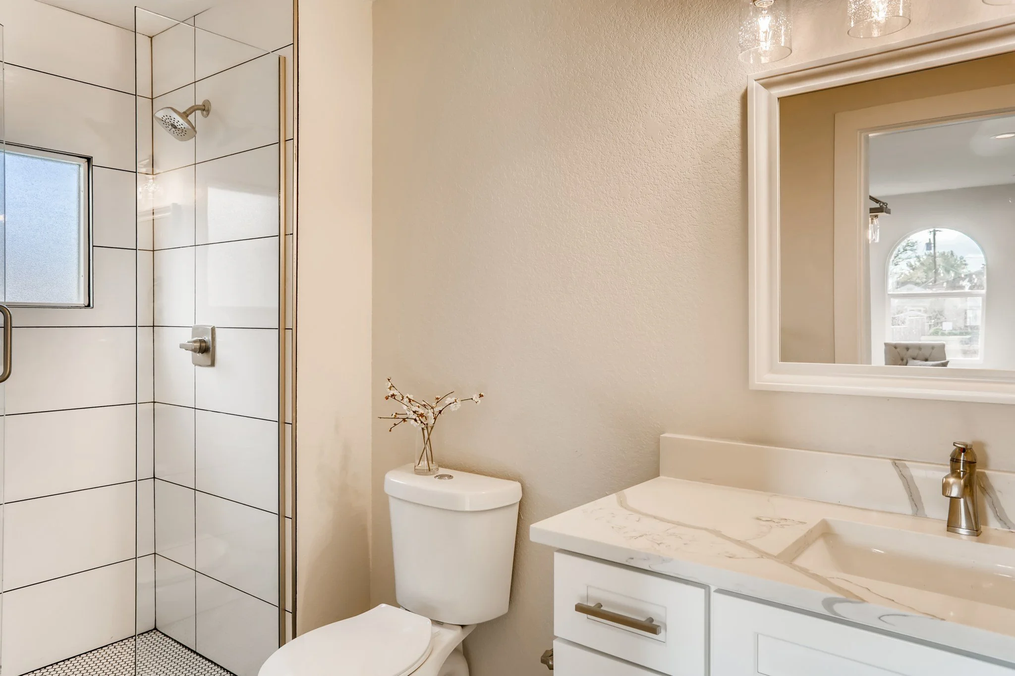 25 Powder Room.jpg