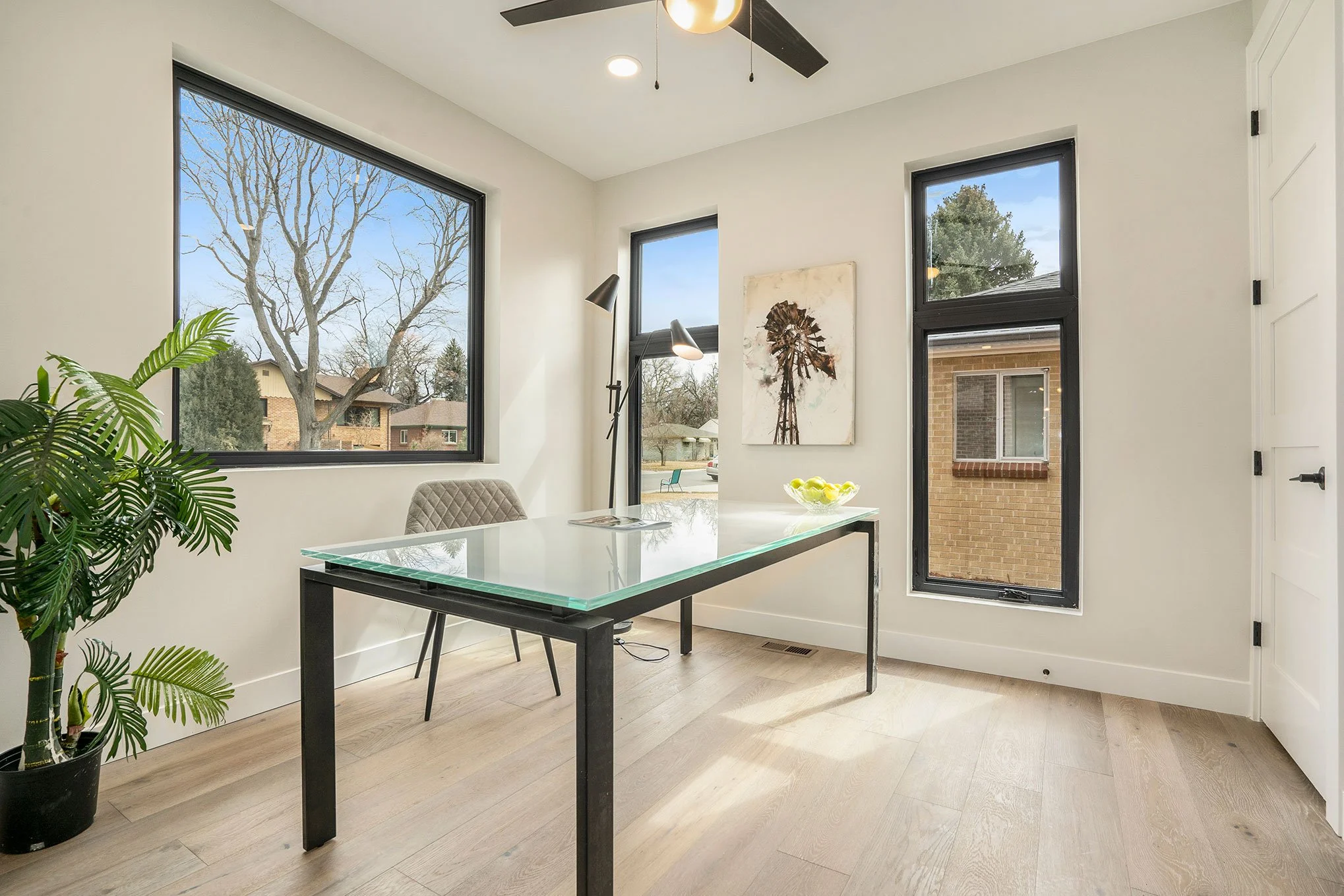 DSC01600032023005648.jpg