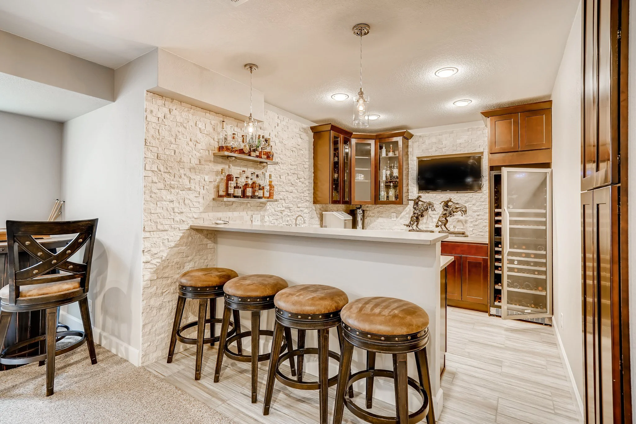 7752 E 131st Place Thornton CO - MLS Sized - 028 - 29 Lower Level Wetbar.jpg