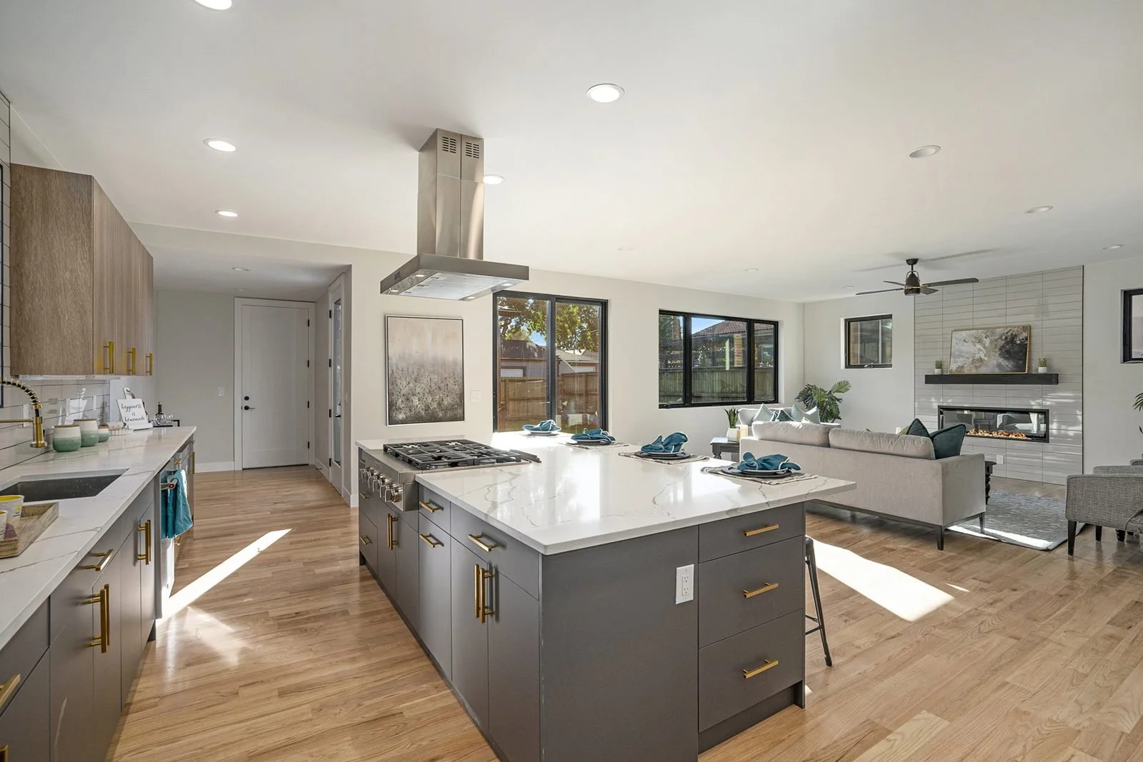 2650-jasmine-st-park-hill-denver-spec-home-05.jpg