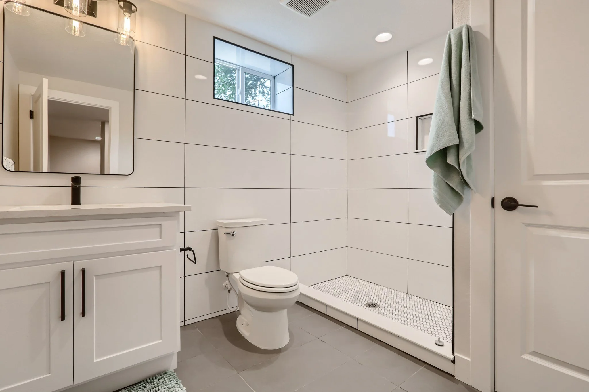 24 Lower Level Bathroom.jpg