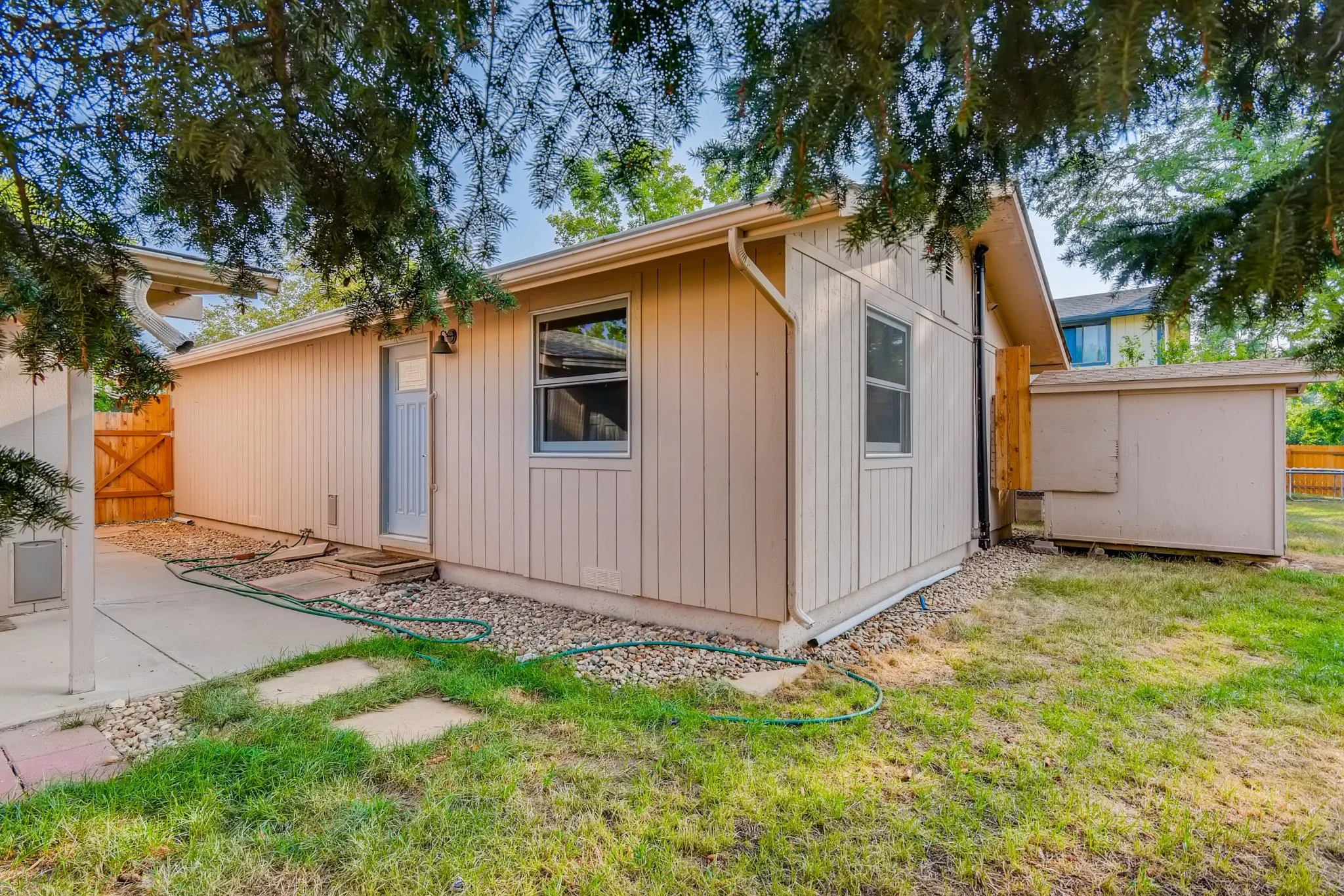 28 Back Yard.jpg