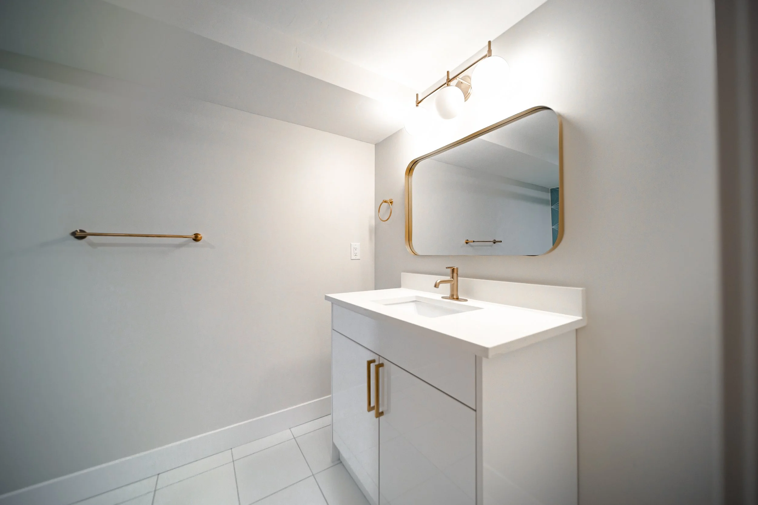 132A1676-HDR.jpg