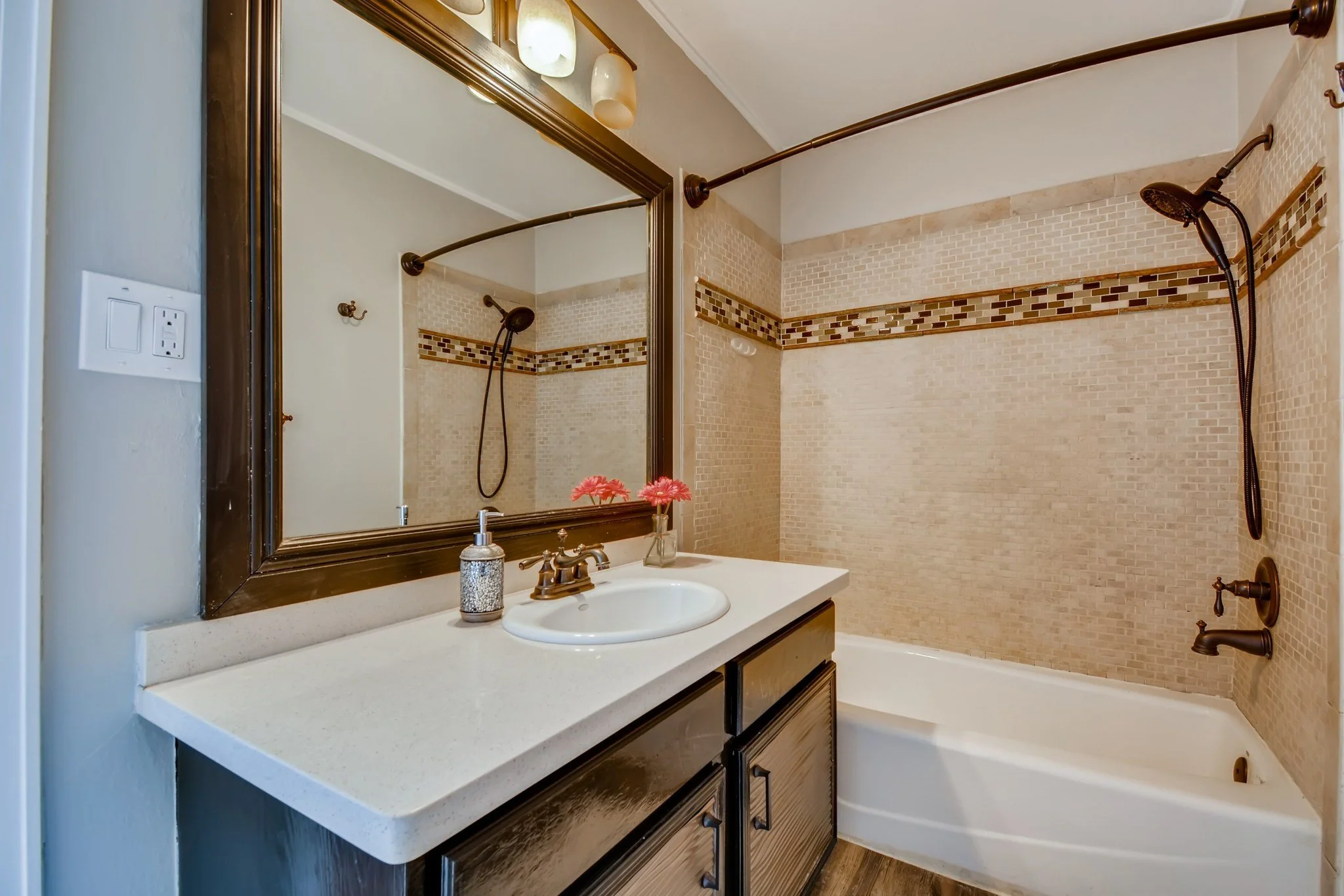 27732 Squaw Pass Rd Evergreen CO - MLS Sized - 029 - 38 Jack and Jill Bathroom.jpg