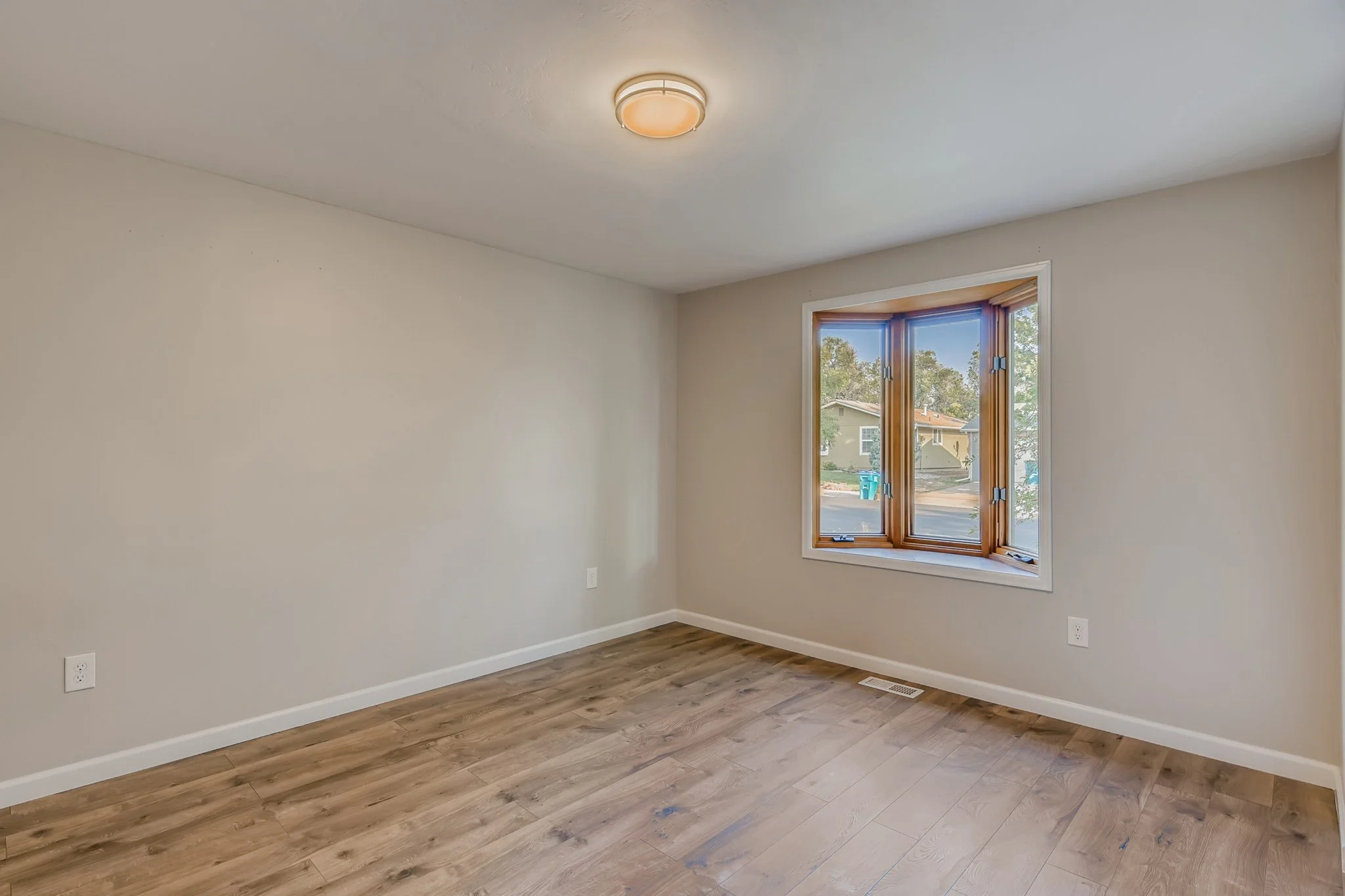 16 Primary Bedroom.jpg