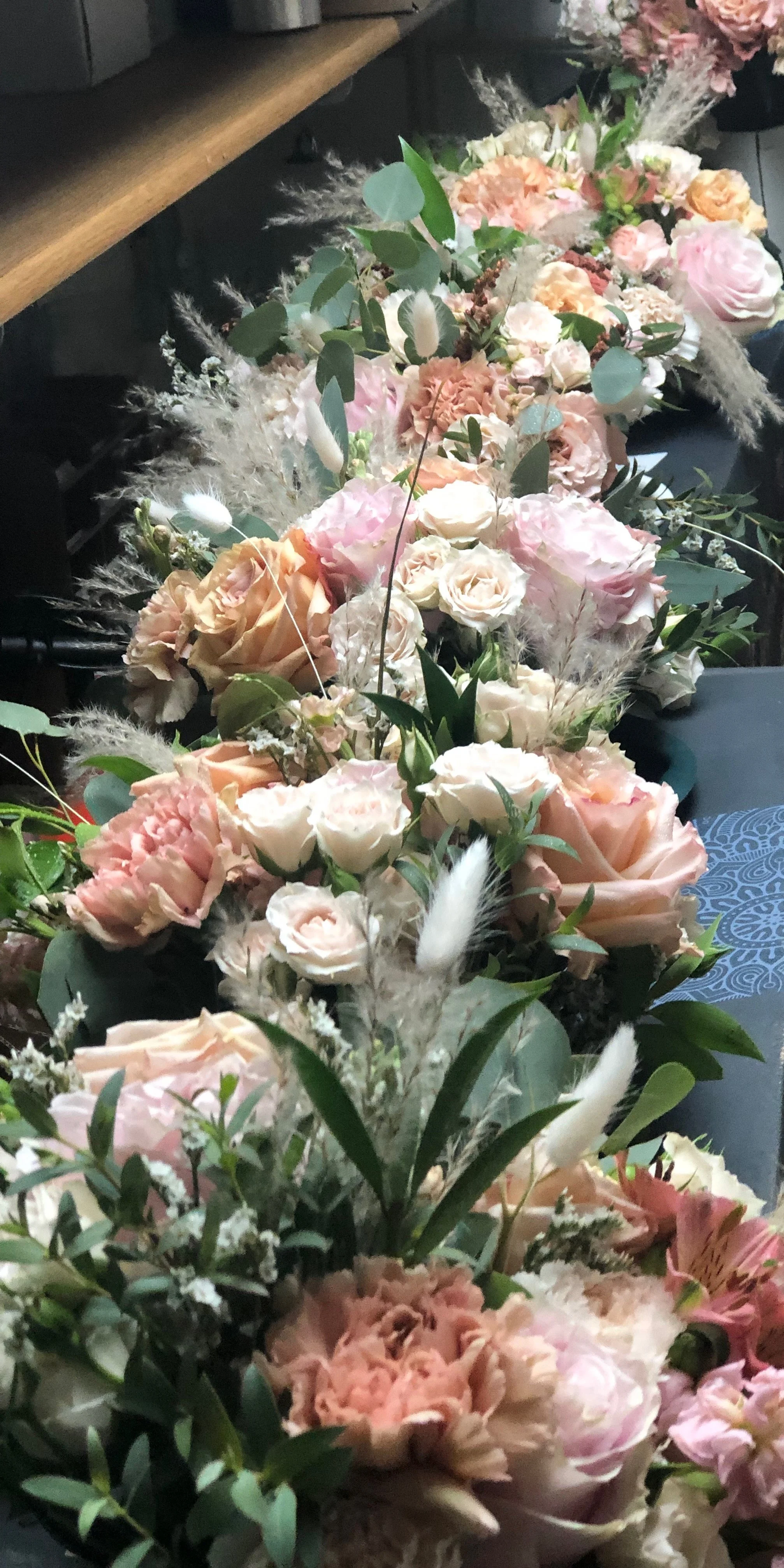 wedding floral arrangements, bunny tails 