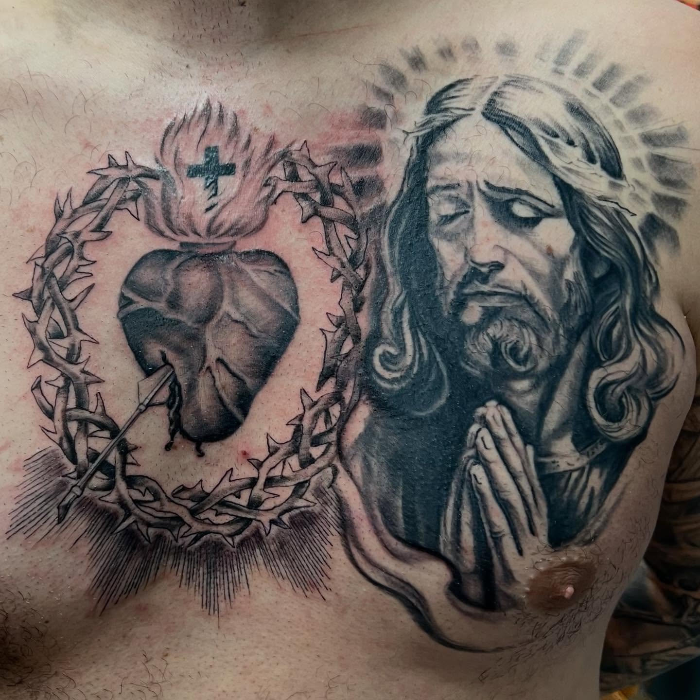 Religious chest piece progress. #graditudetattoosupplyllc #ttsbodybalm #byjim #fiveoneseventattoojeannette #jesus #blackandgreytattoo
