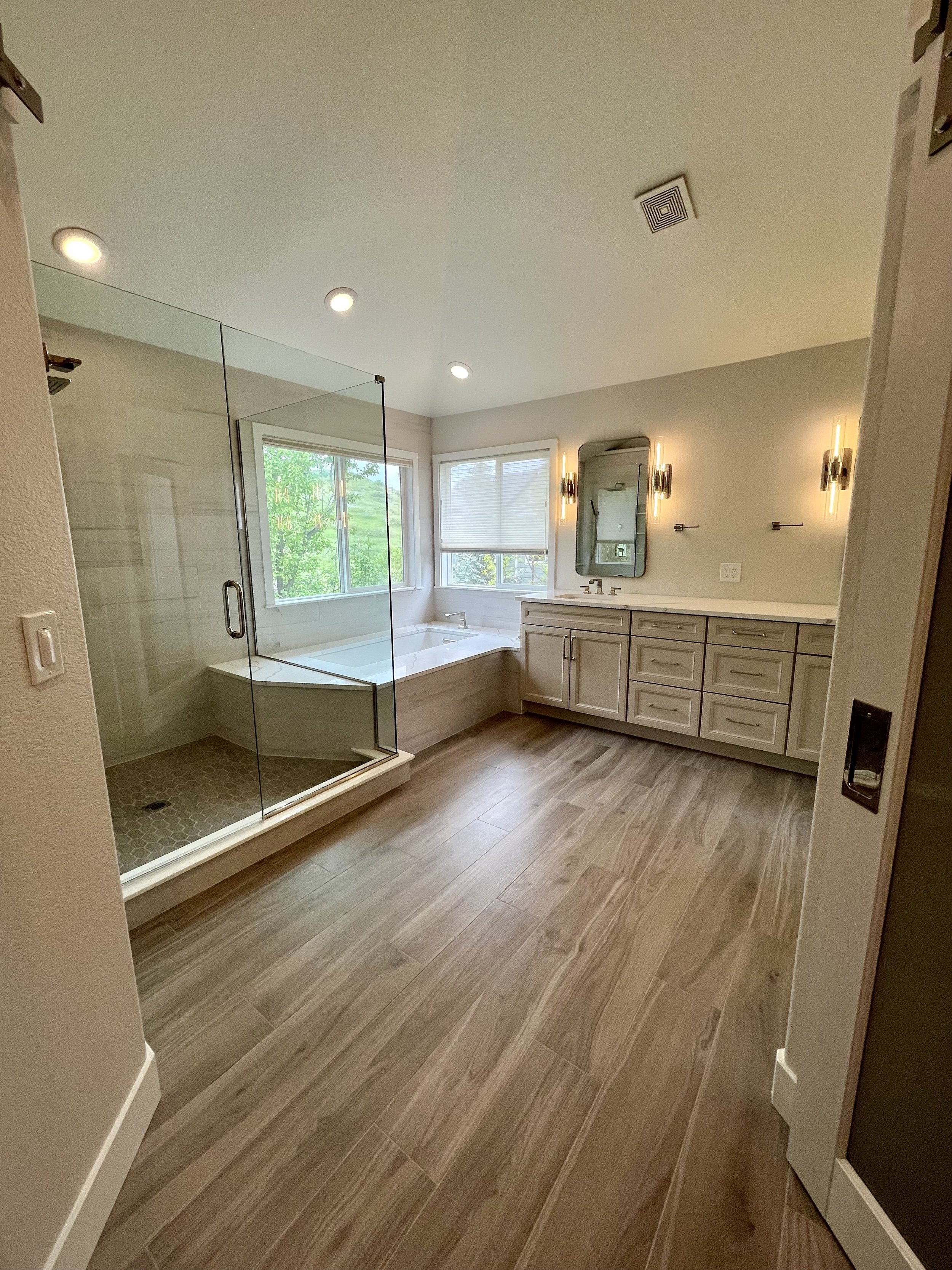 2025 - Whole Home - 19389 W 53rd Lp14.jpeg