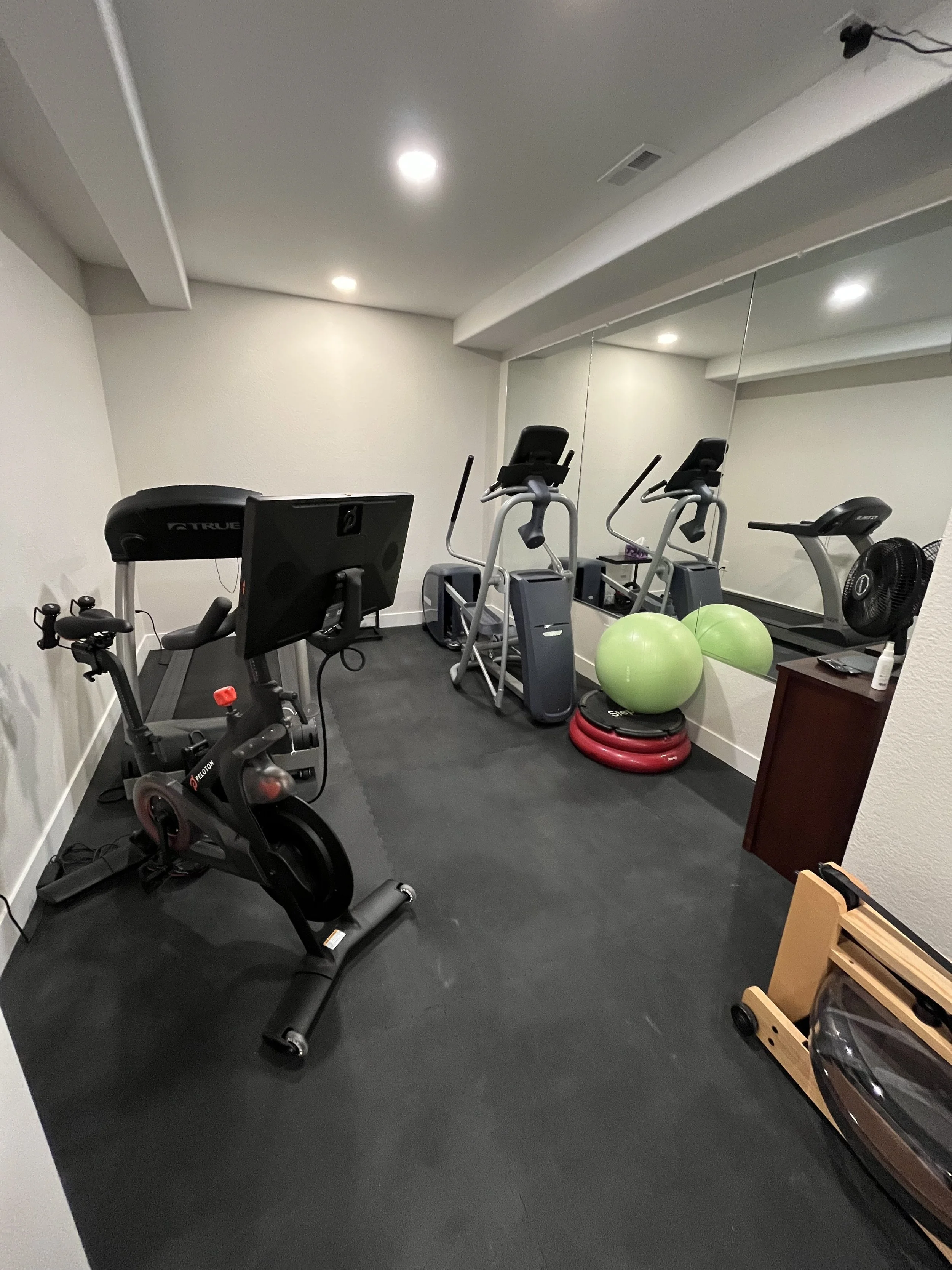 2025 - Whole Home - 19389 W 53rd Lp35.jpeg