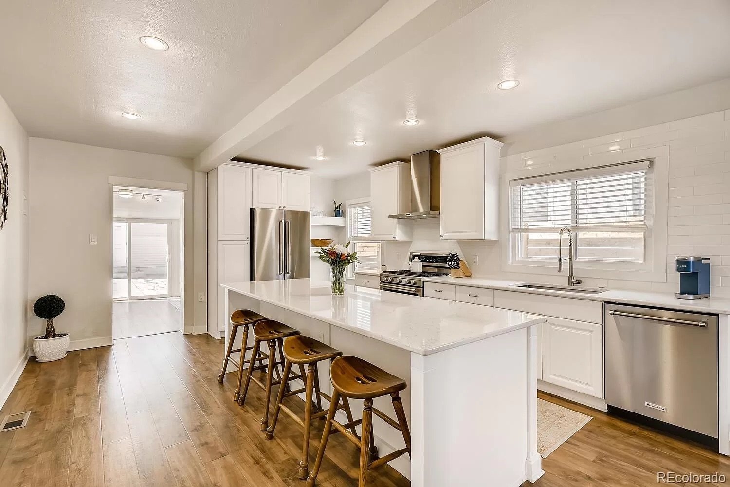 Kitchen2.jpeg