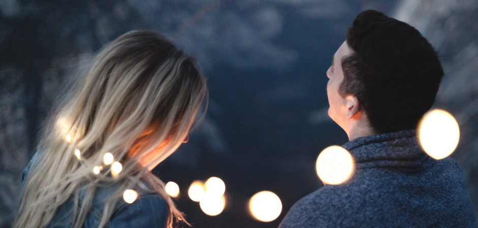 Sweatpants & Parenting | 6 Ways to Plan a Date Night Even When You Have Kids