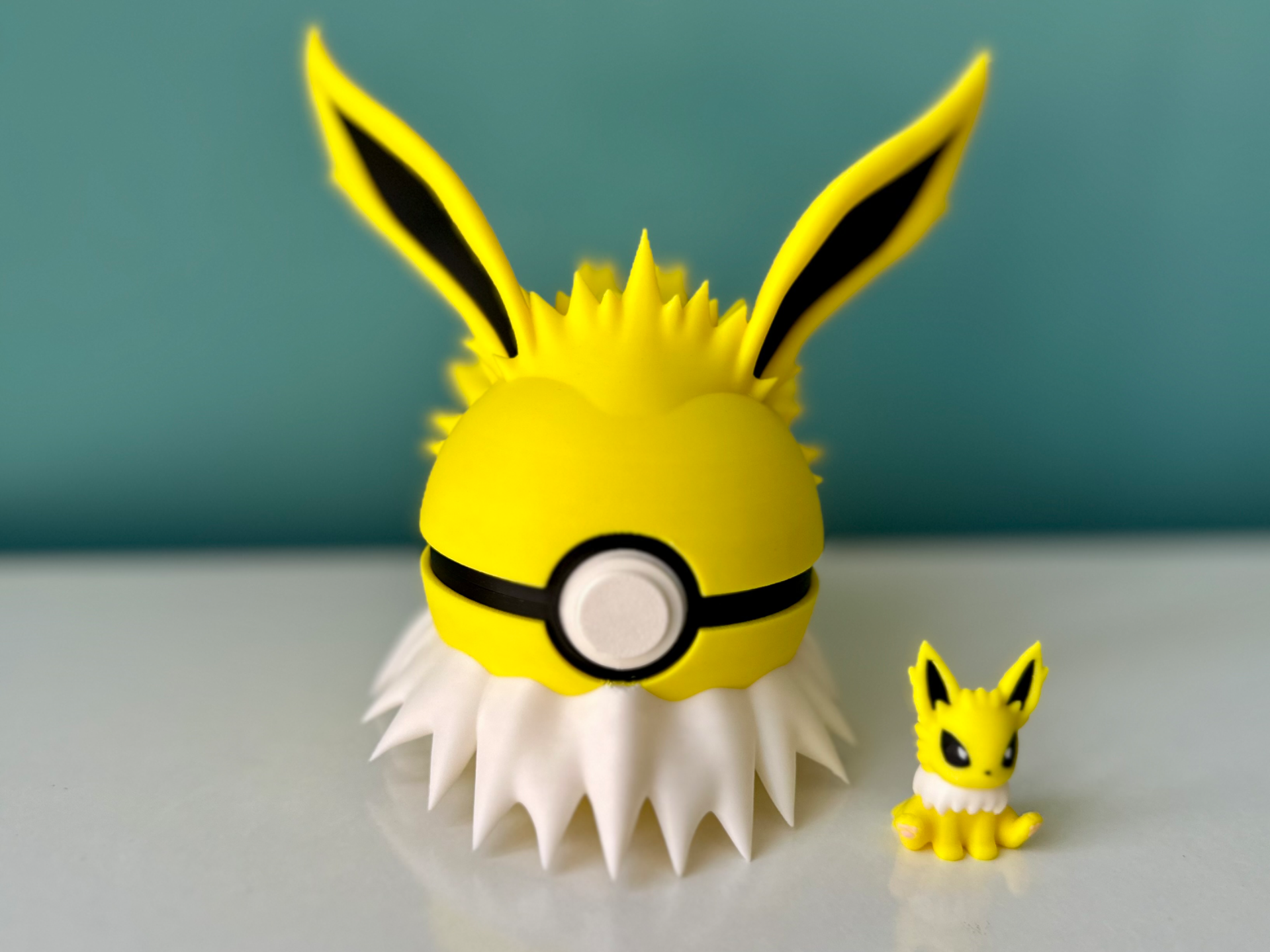 #0135 Jolteon Ball