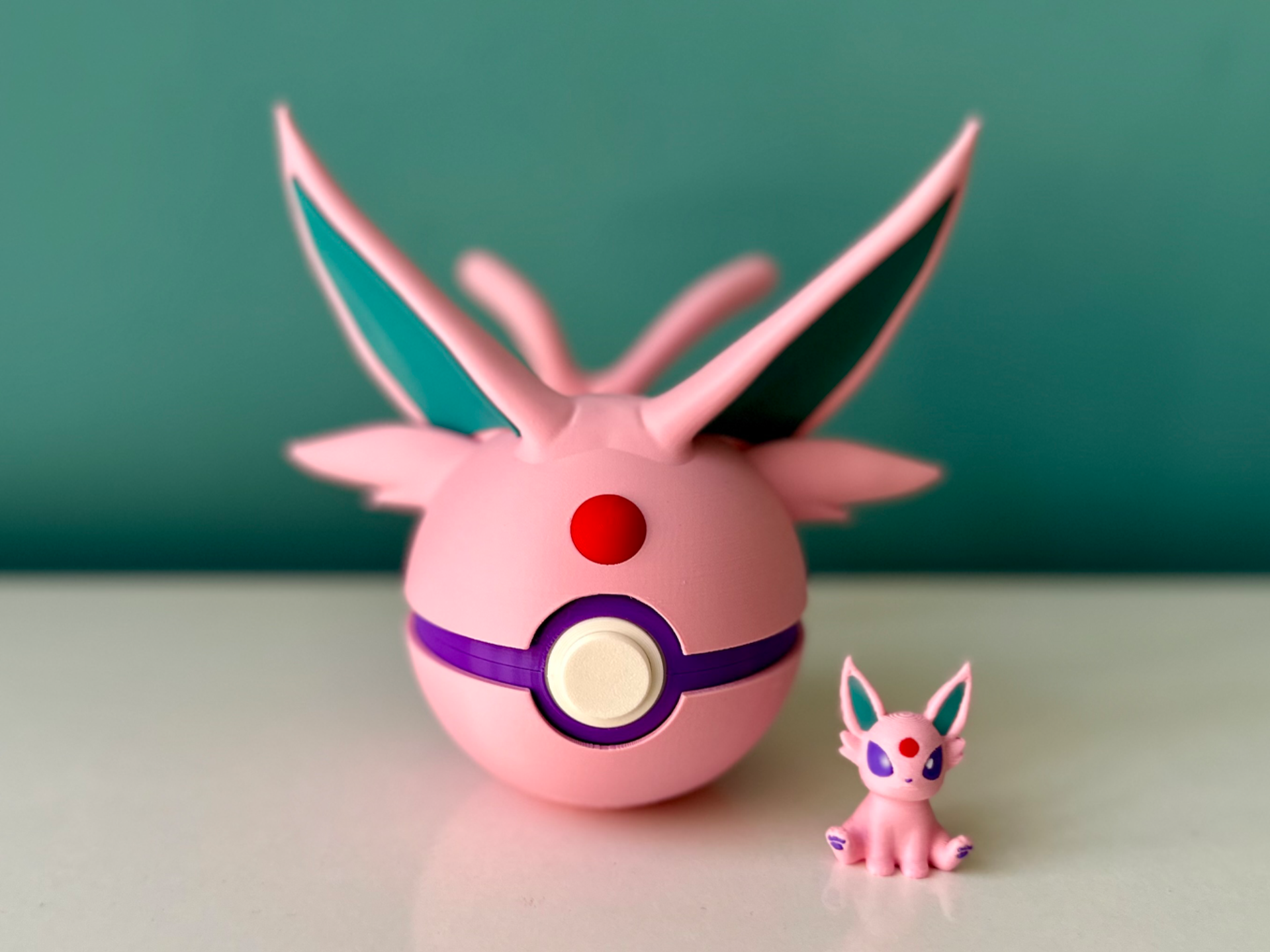 #0196 Espeon Ball
