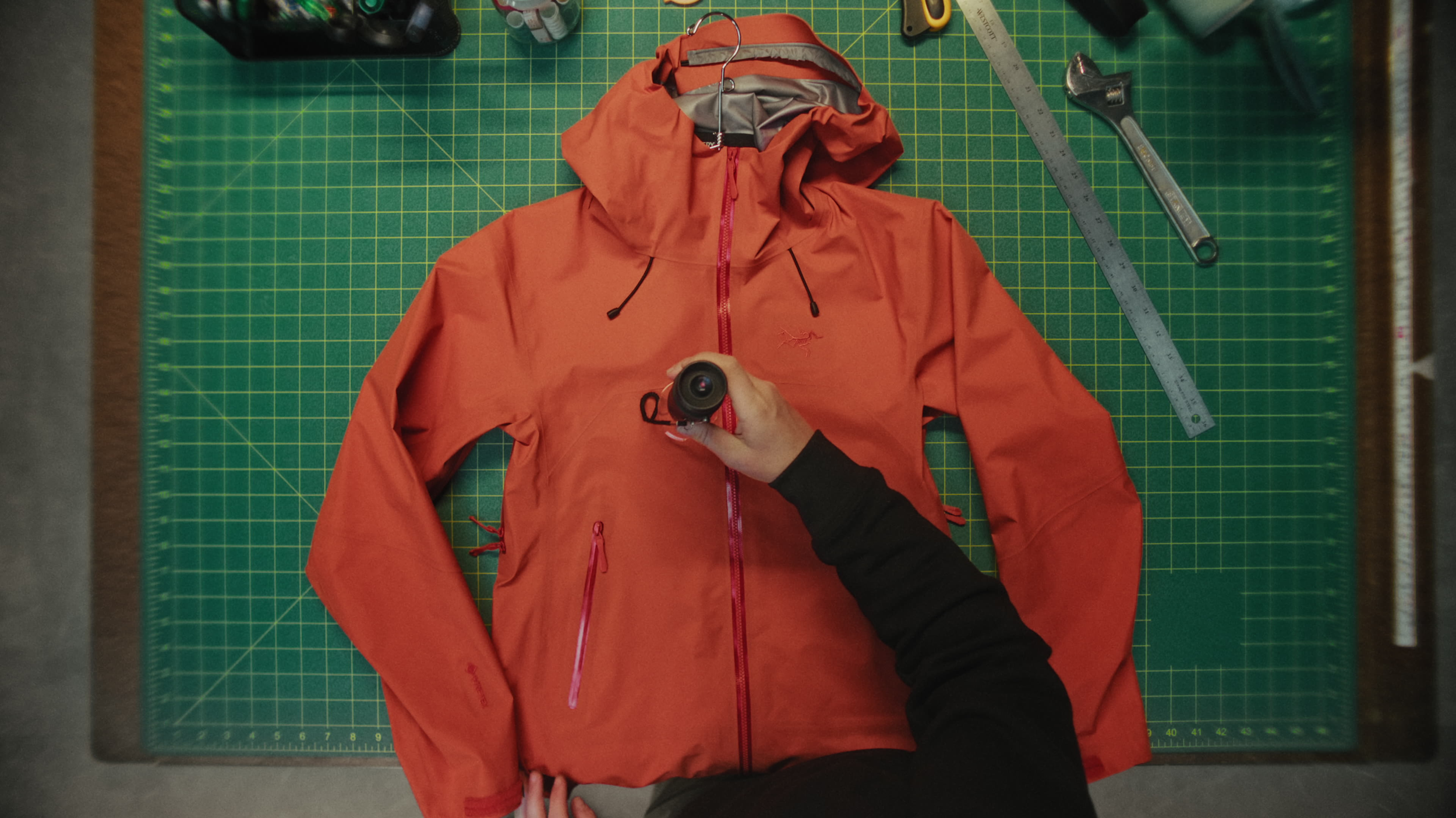 Project Stills _ Arc_teryx (2).png