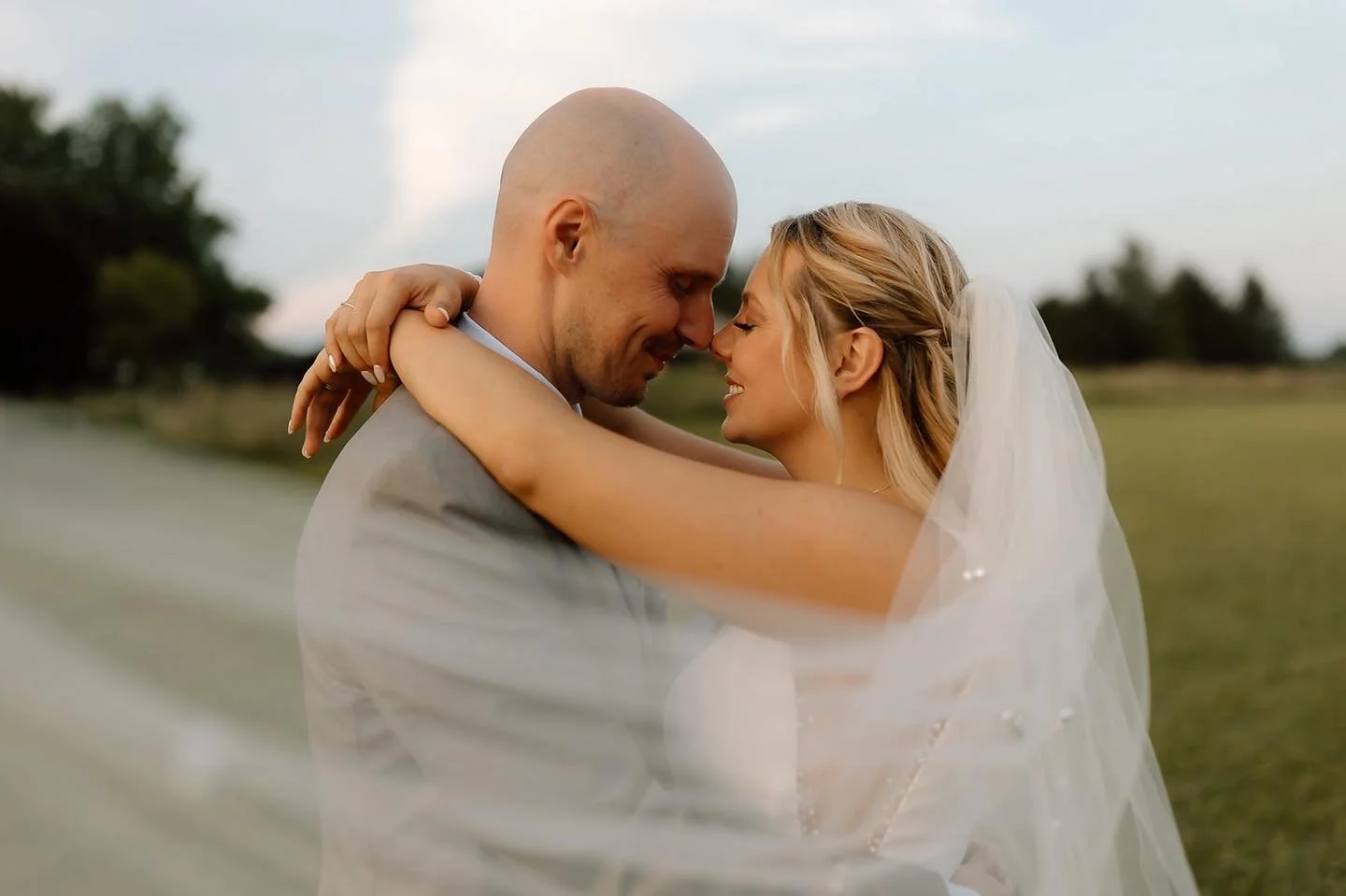Congrats to these beautiful newlyweds: Abi + Parker, we wish you the best 🤍

📸: @ericamatlockphoto 

#EventVenue #WeddingVenue #Venuelnspiration #SpecialEvents #ElegantVenues #VenueGoals #WeddingDreams #RusticWeddingVenue #LuxuryWeddings #WeddingPl