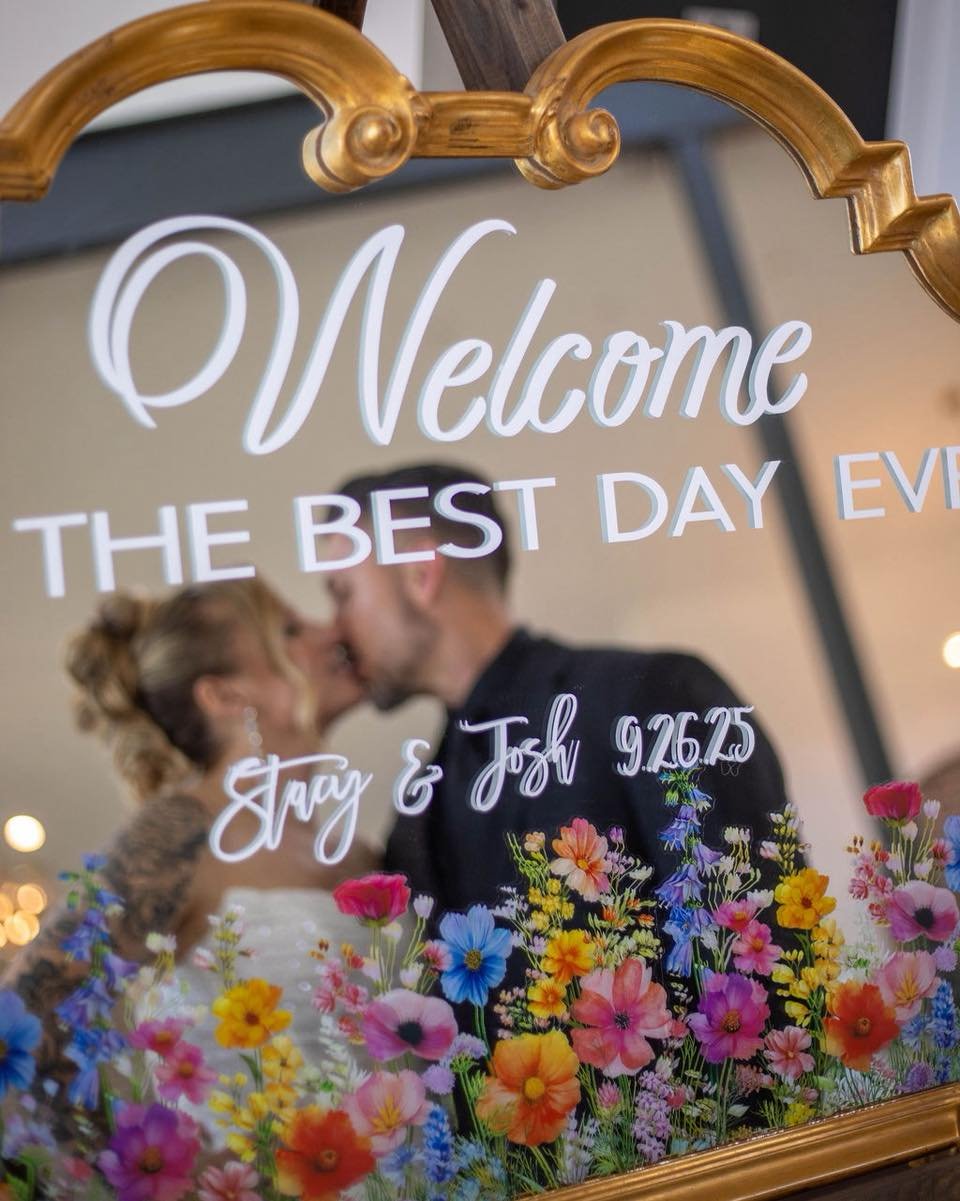 Just reflecting🪞✨ So many beautiful weddings last year and so many more to come, we are so excited! 

📸: @driftwoodproductions.co 

#EventVenue #WeddingVenue #Venuelnspiration #SpecialEvents #ElegantVenues #VenueGoals #WeddingDreams #RusticWeddingV