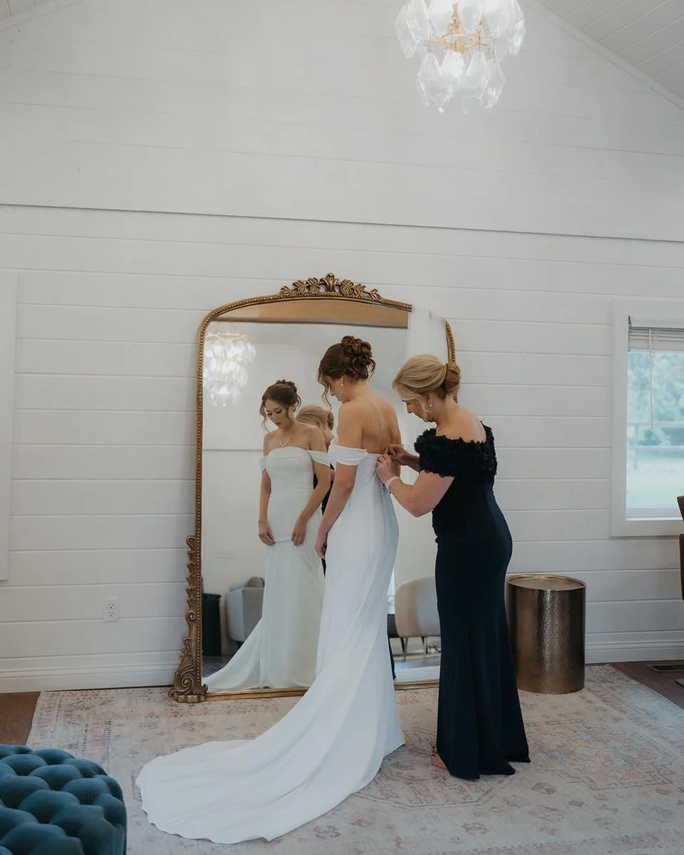 You deserve to have the perfect, comfortable space for those special moments &mdash; reach out on our site to schedule a tour, booking for 2027 now✨

📸: @hunternlangphoto 

#EventVenue #WeddingVenue #Venuelnspiration #SpecialEvents #ElegantVenues